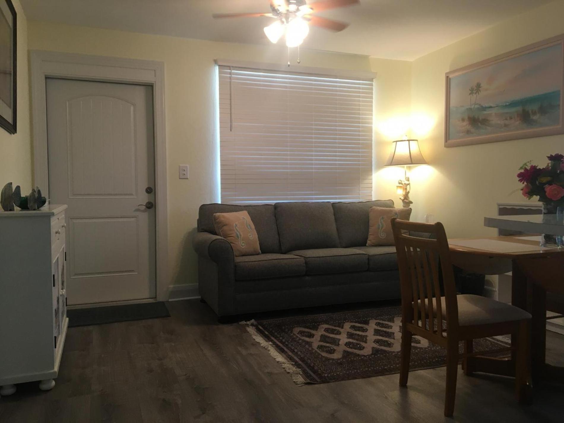 Apartment photo 1