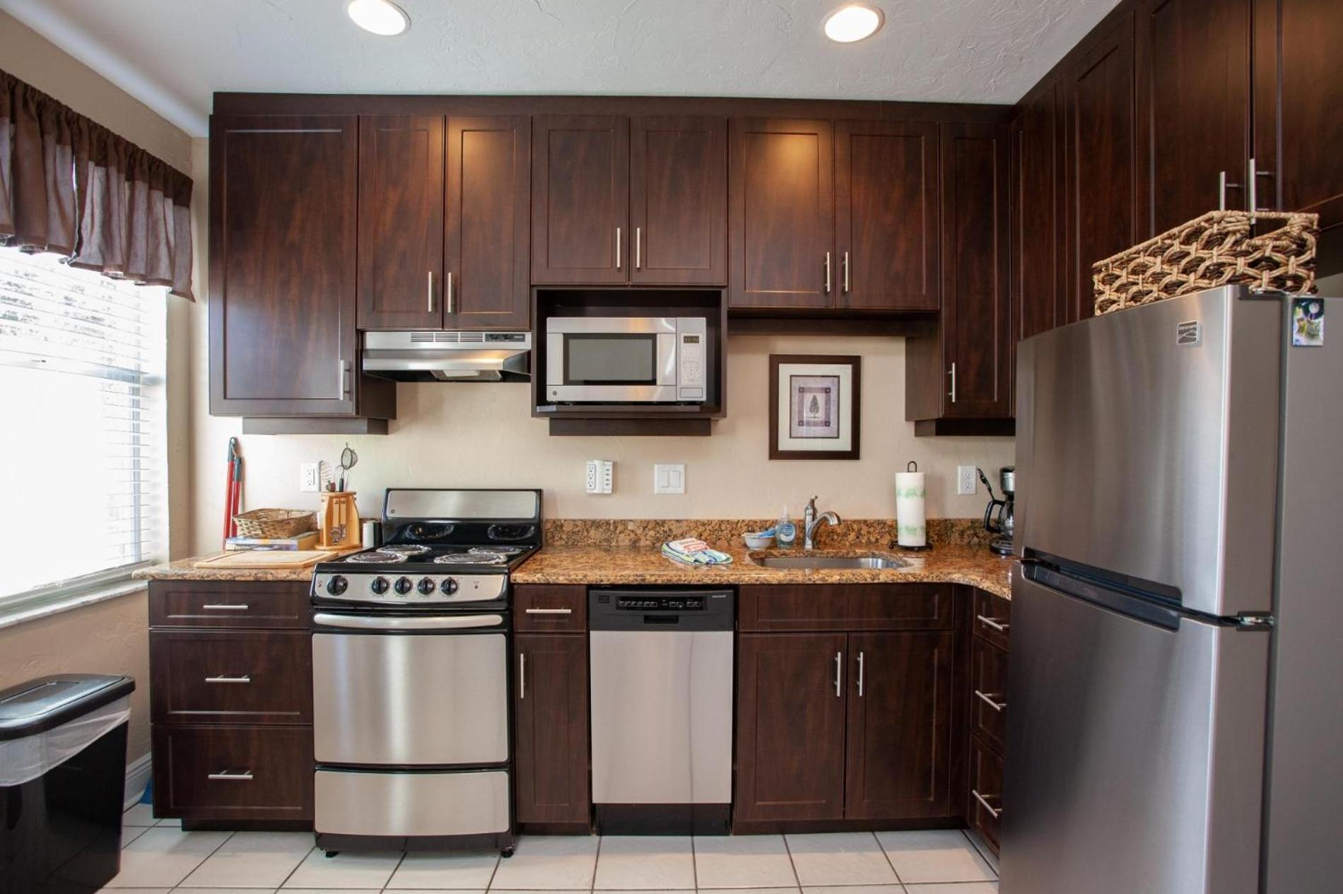 Apartment photo 3
