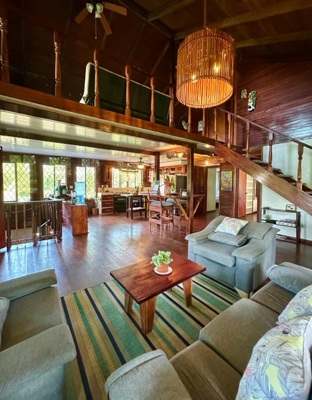 Four-Bedroom Holiday Home photo 2
