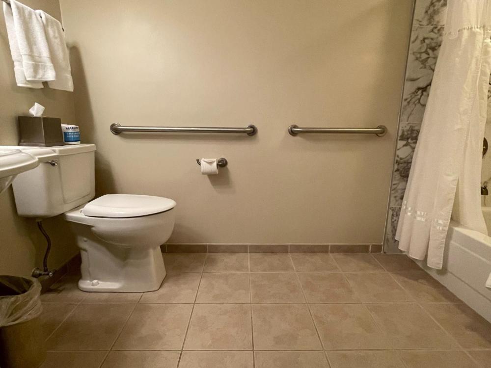 Culinary Accessible Queen - Photo 2