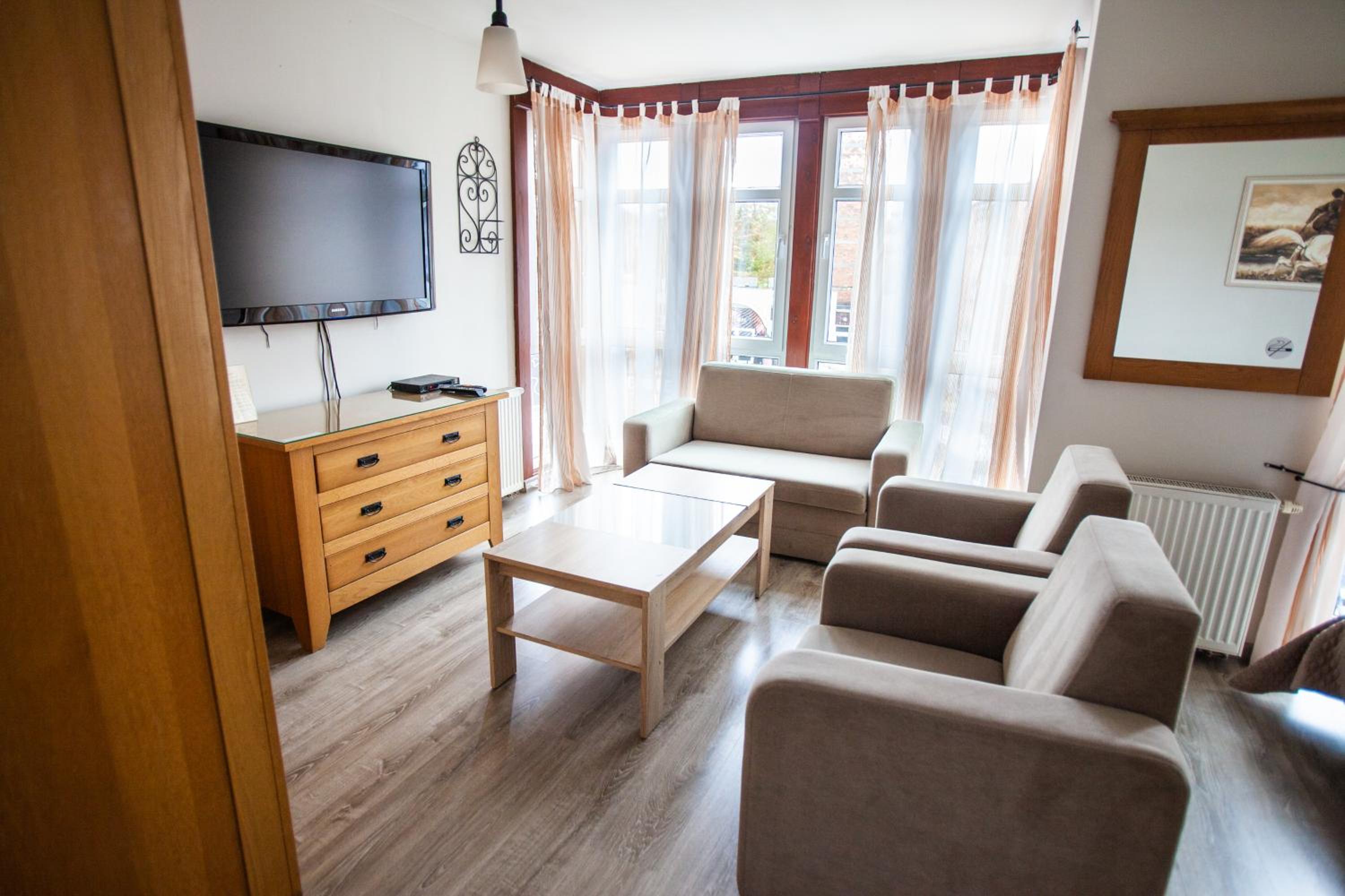 Classic Double Room with City View photo 2