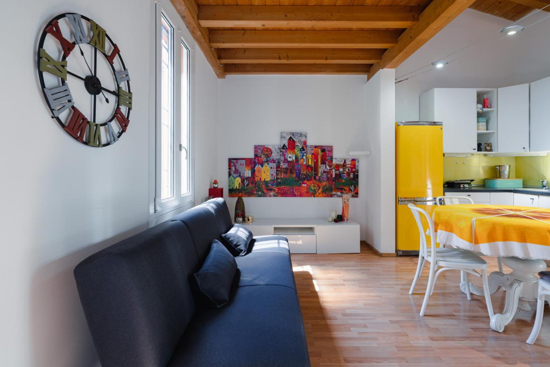 One-Bedroom Apartment