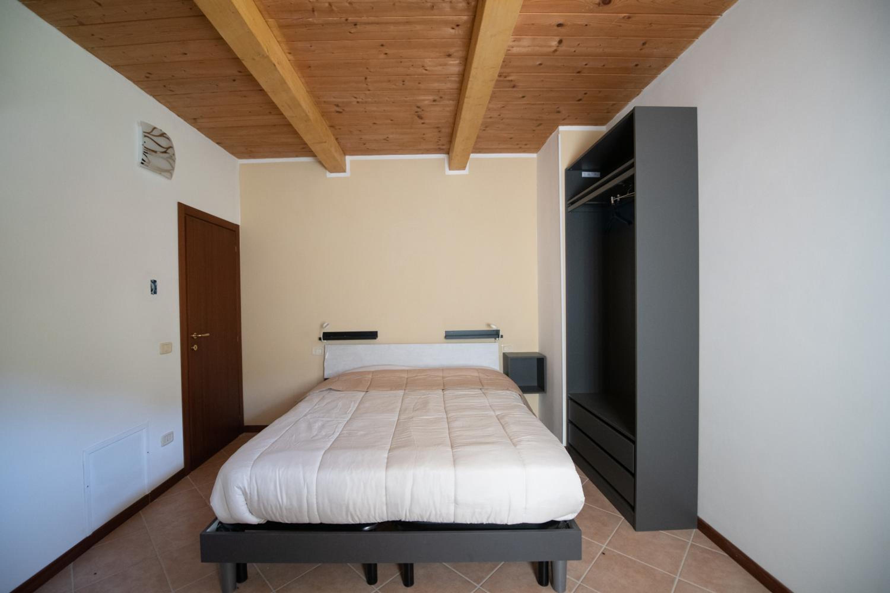 Triple Room with Mountain View