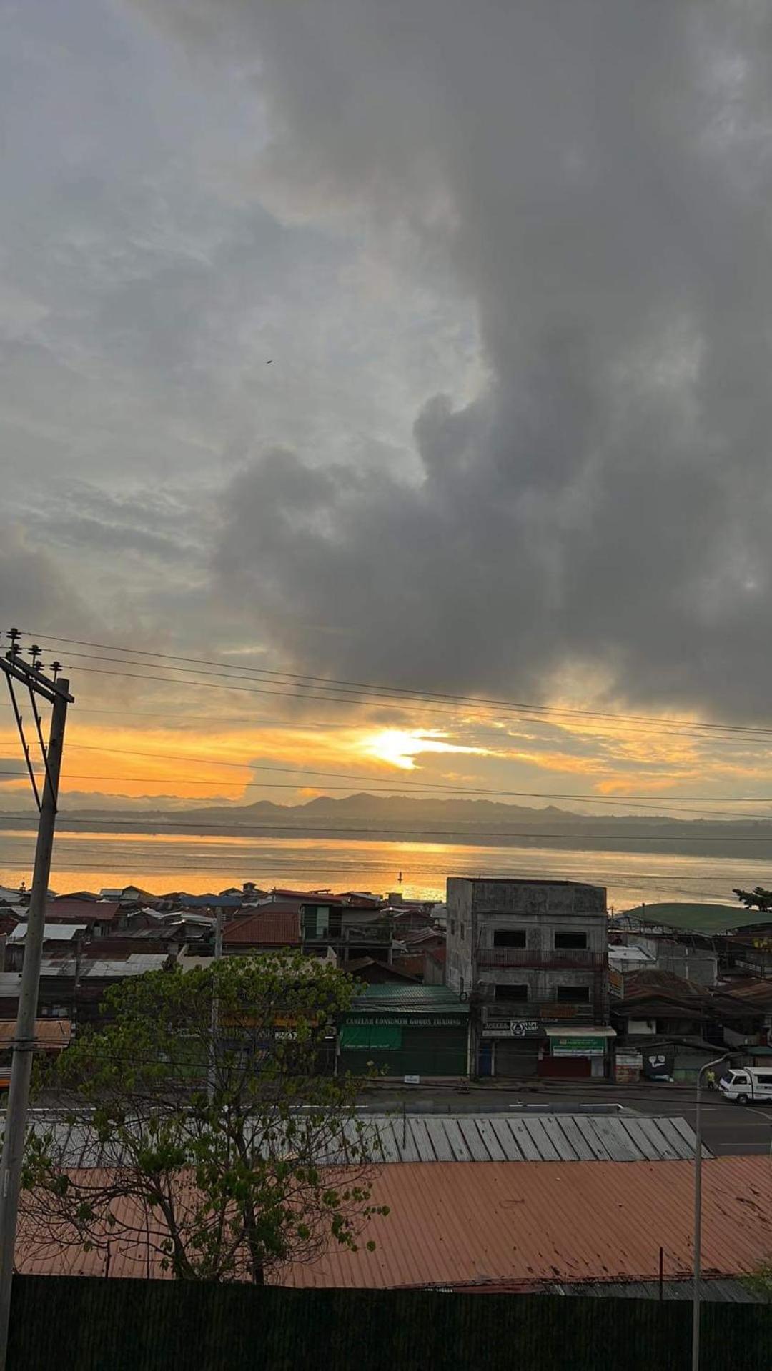 Apartment with Sea View photo 2