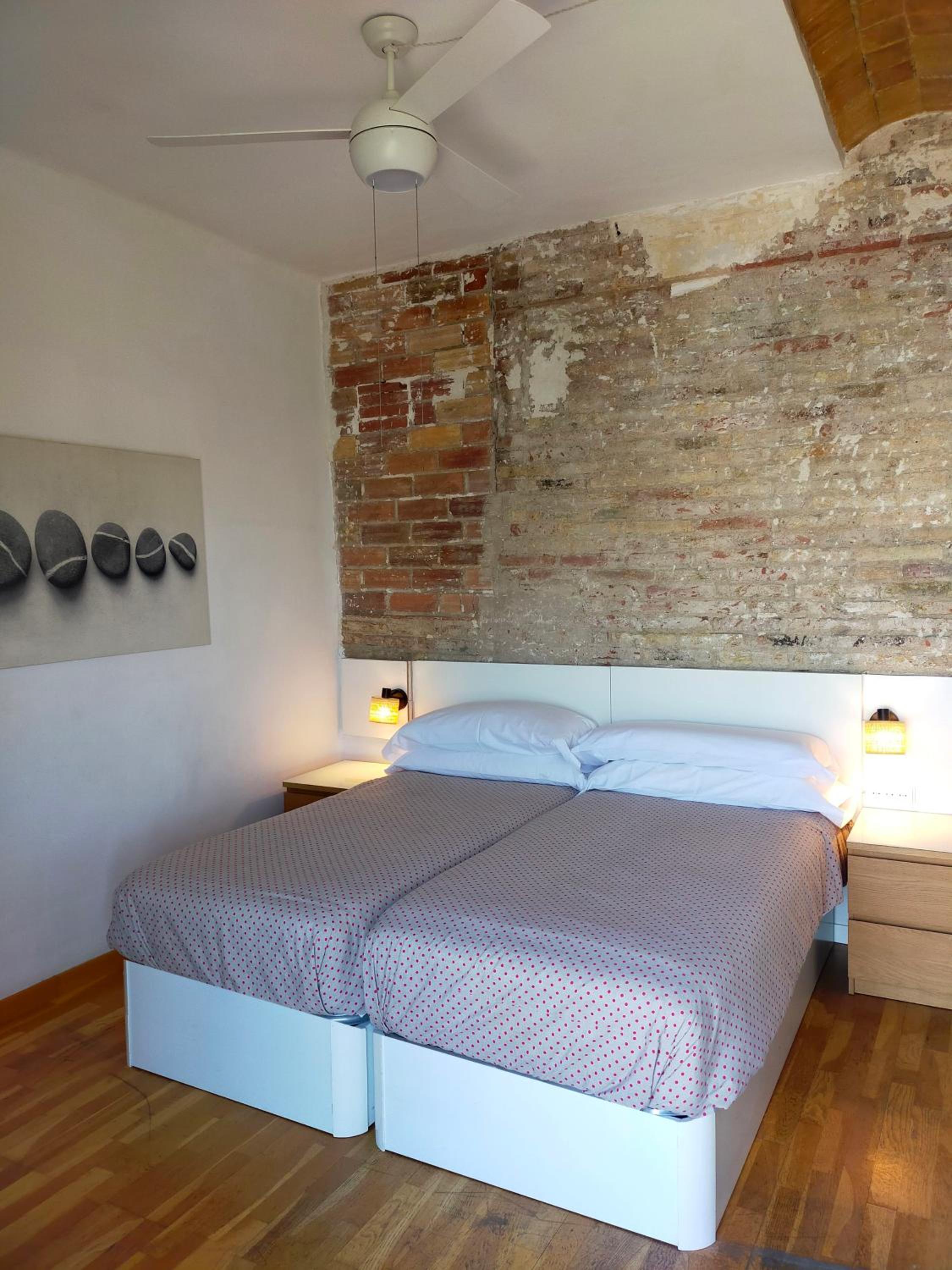 Apartment photo 2