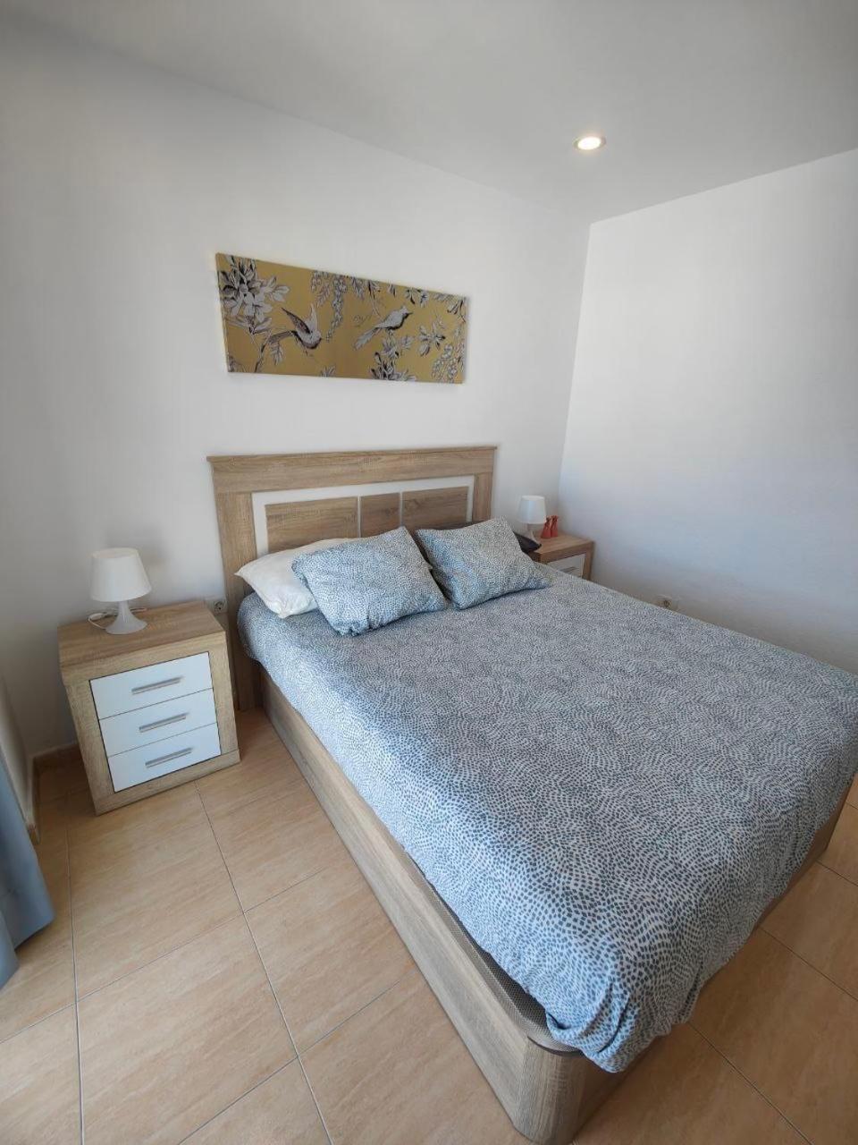 Three-Bedroom Apartment photo 2