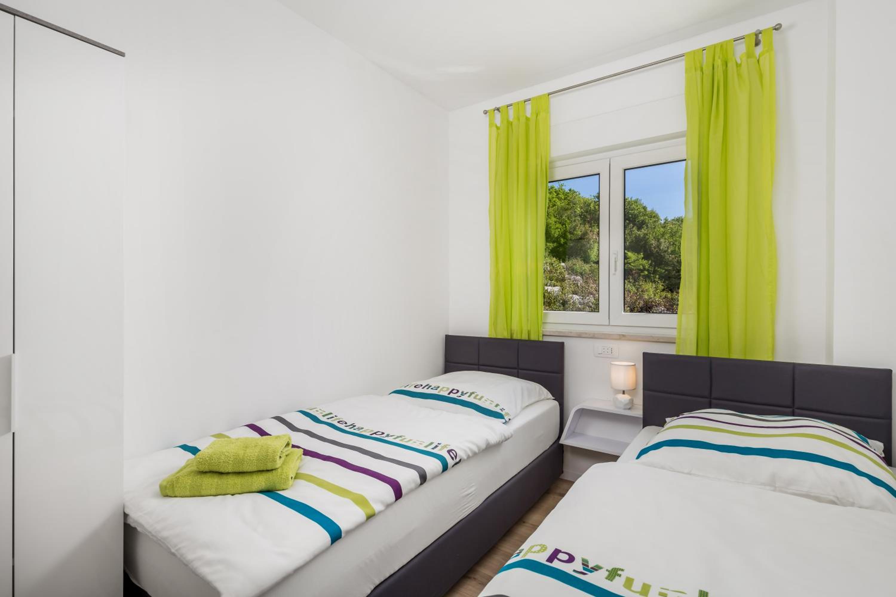 Two-Bedroom Apartment - Photo 8