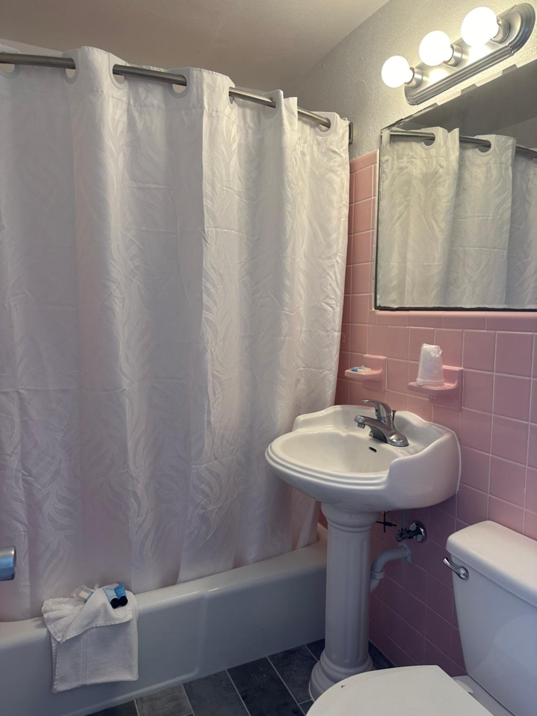 Family Suite with Kitchen photo 2