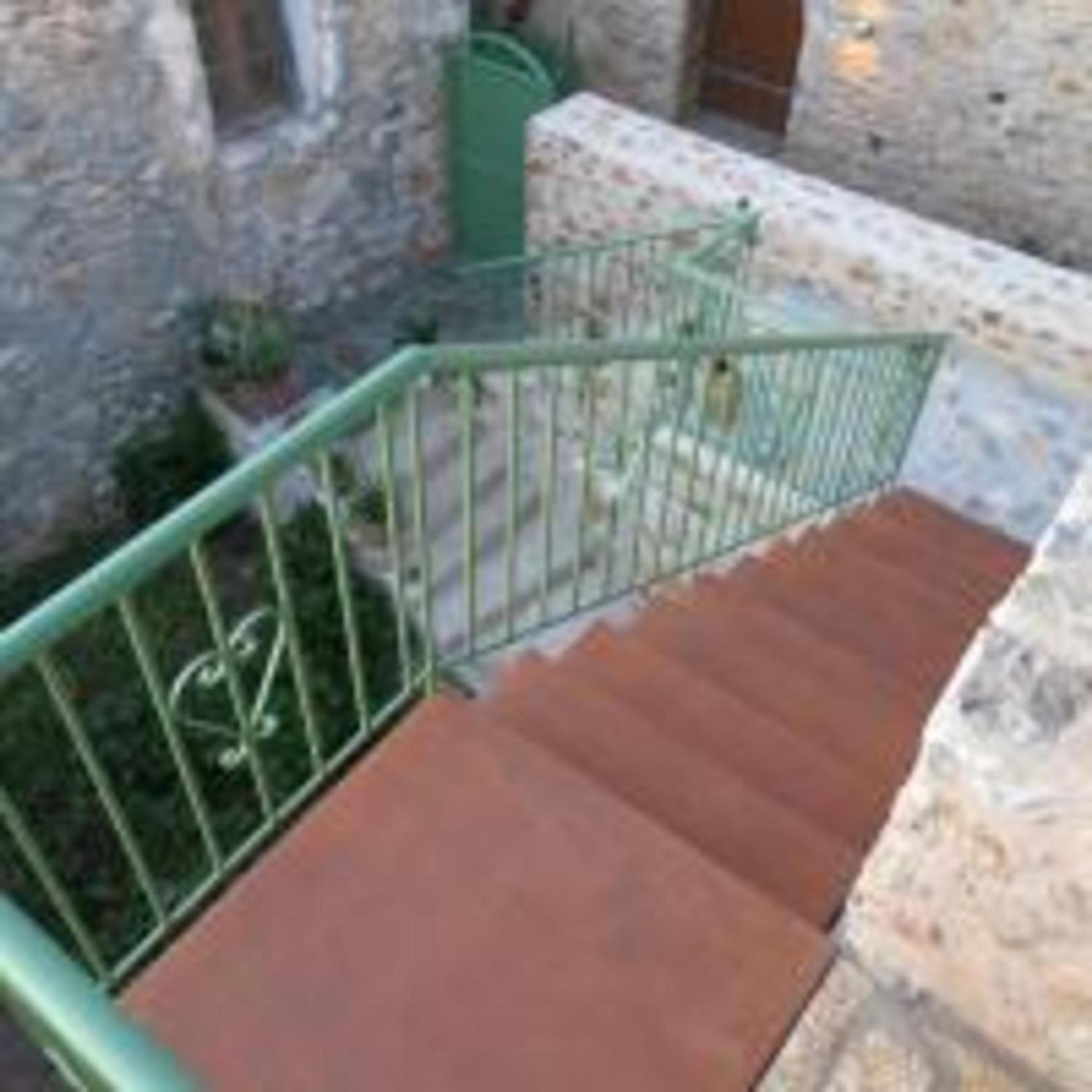 Apartment with Balcony photo 3