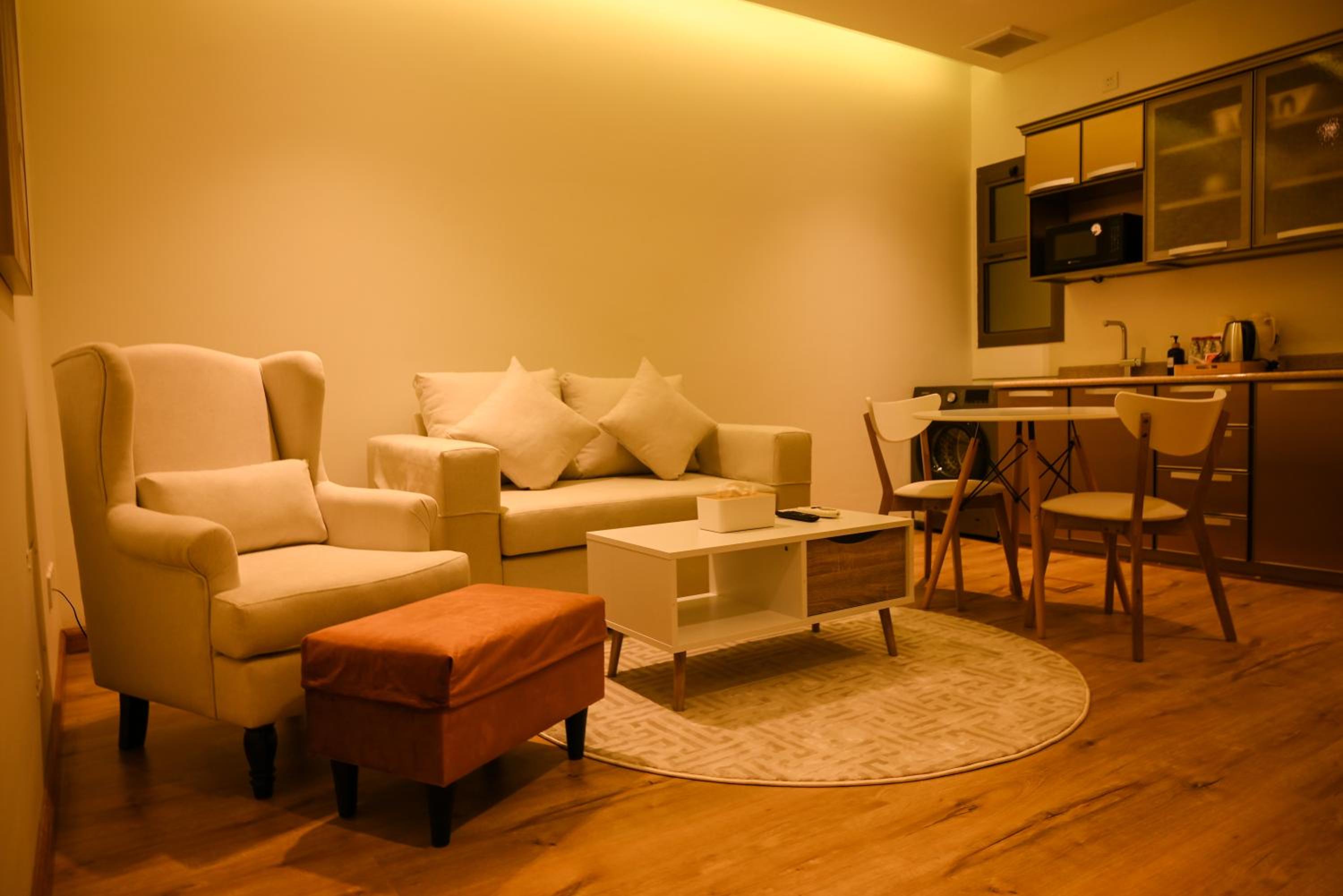 One-Bedroom Superior - Photo 3