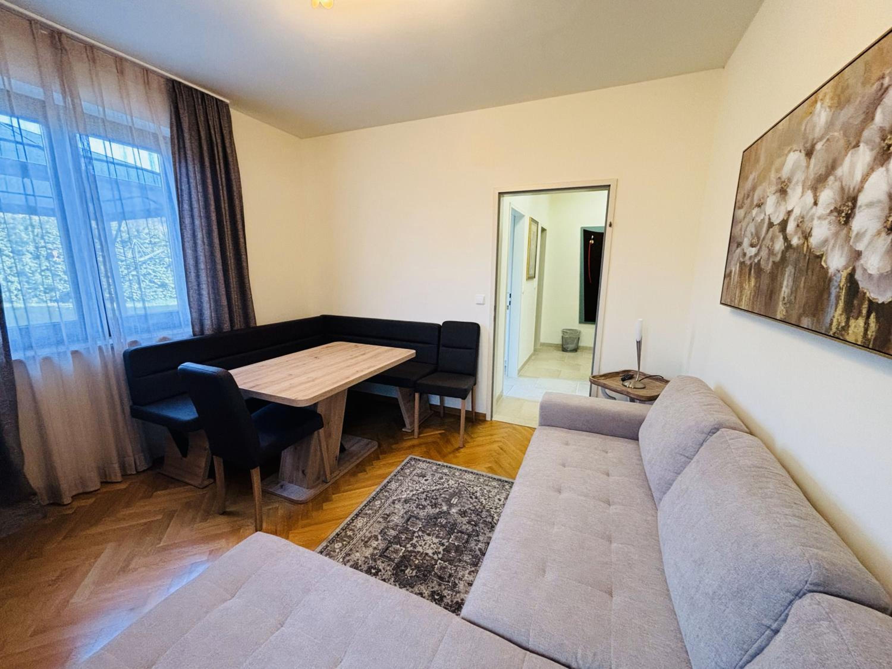 Apartment with Terrace photo 3