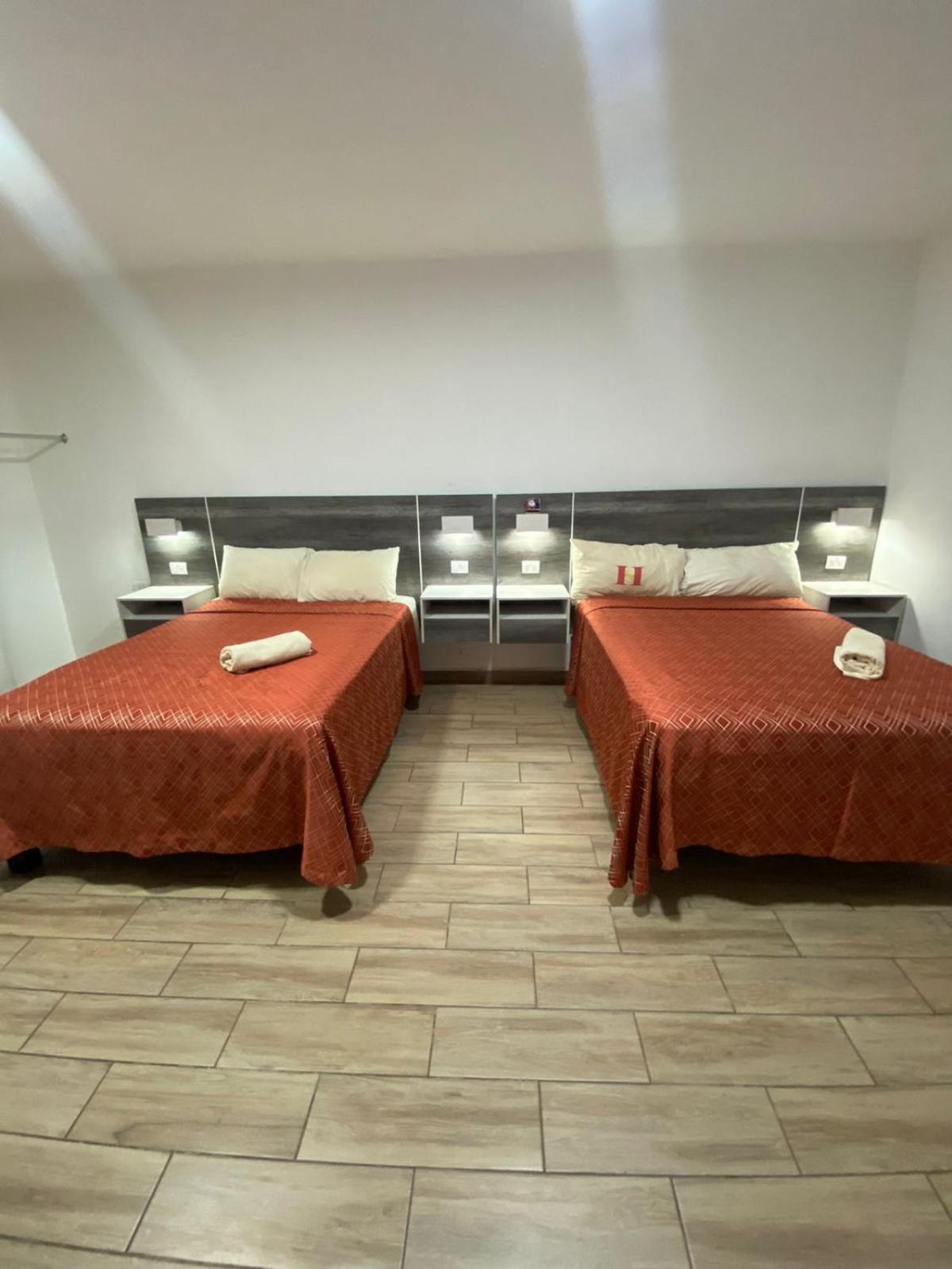 Twin Room photo 1