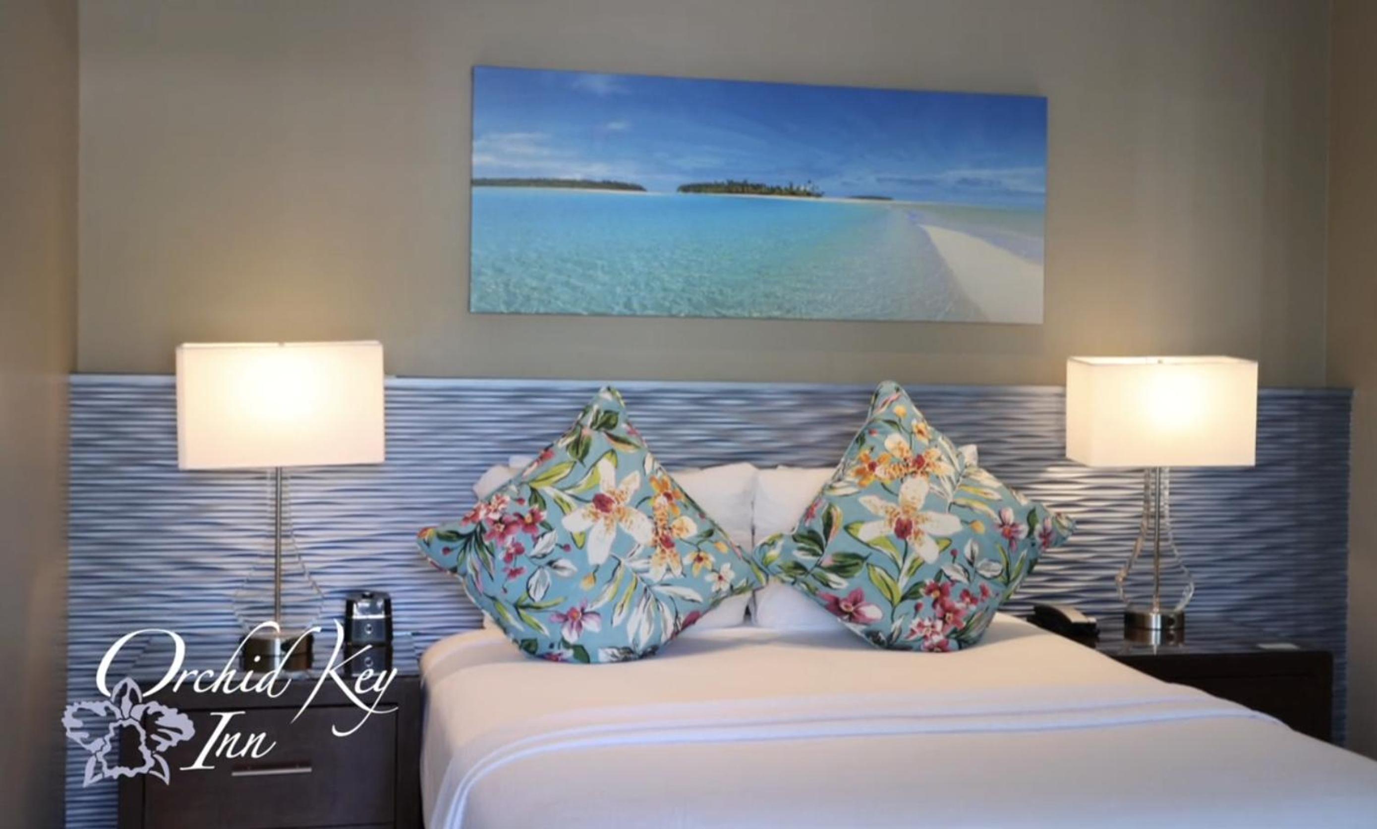 Deluxe Queen Room - Photo 10