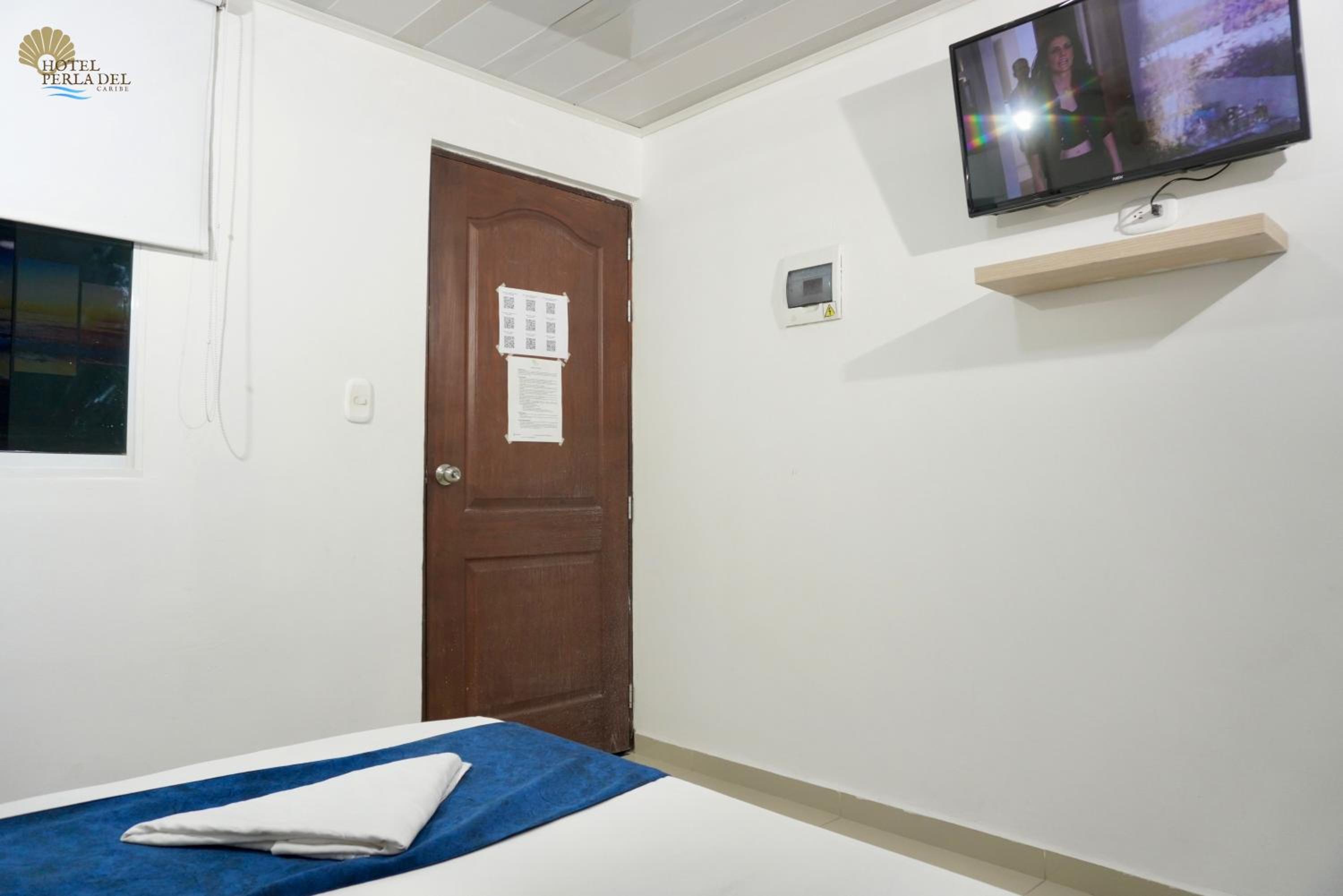 Superior Triple Room photo 3