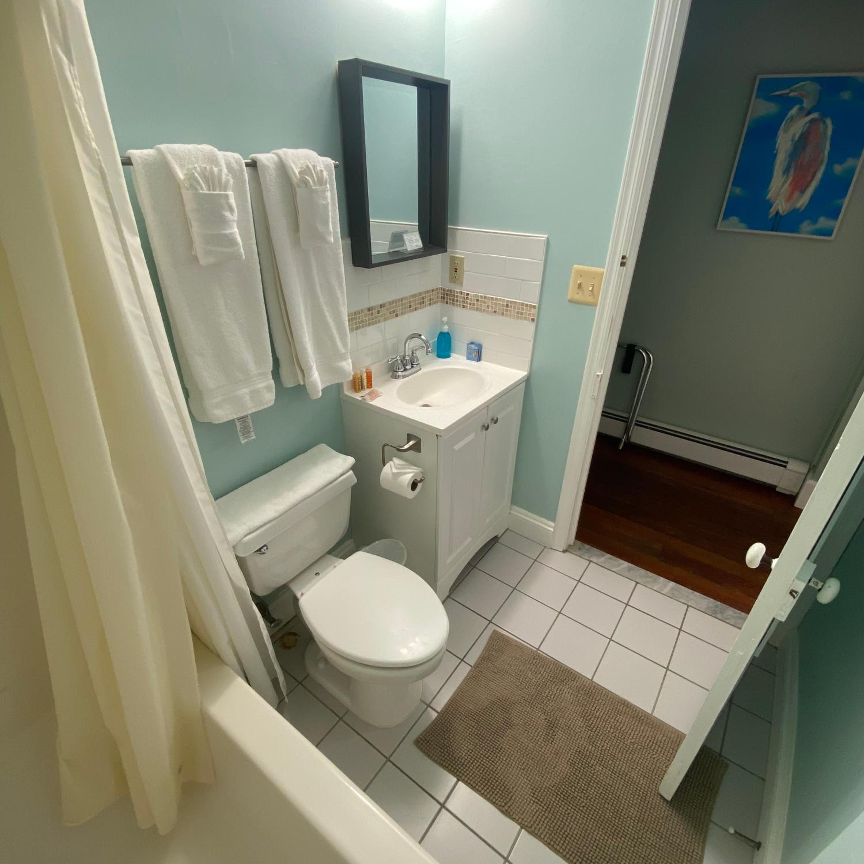 Queen Room photo 3