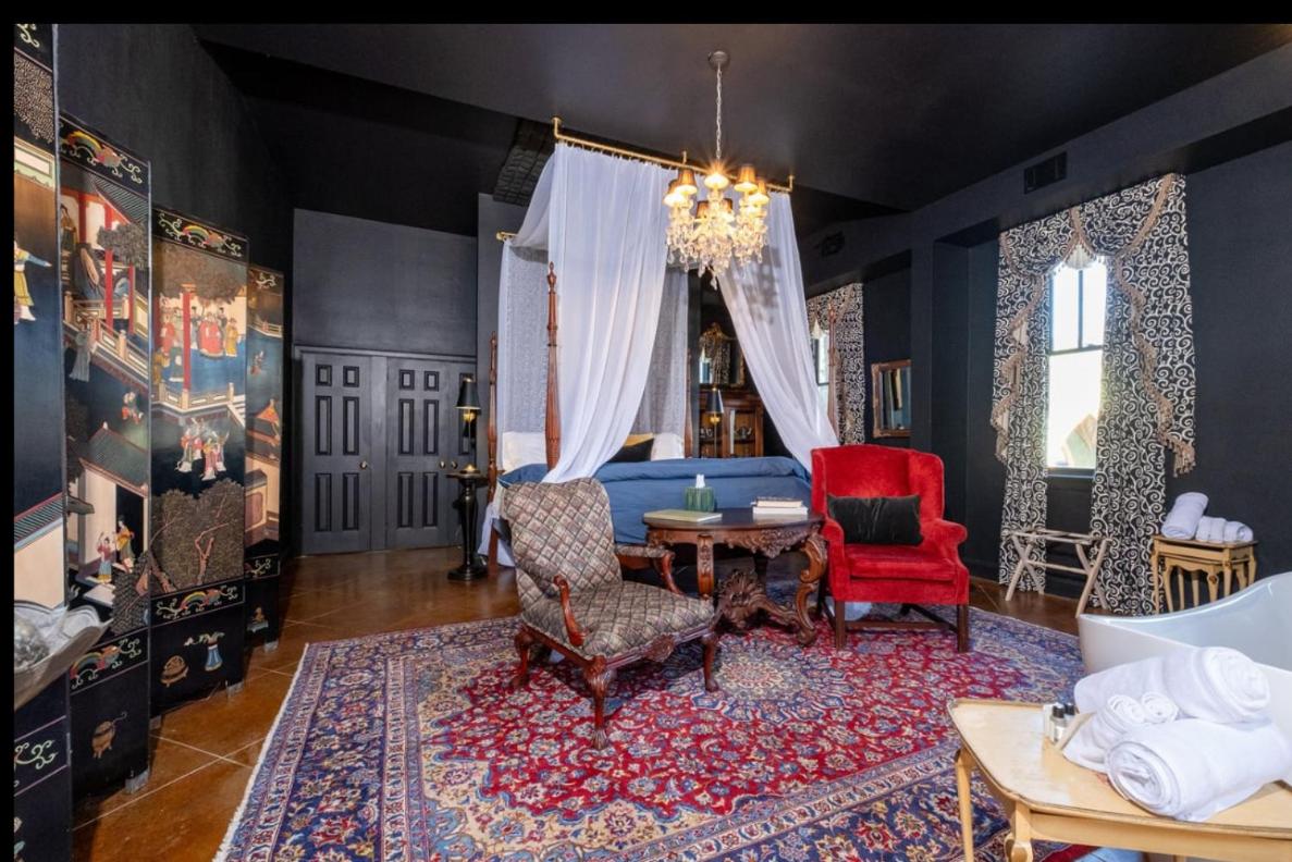 King Suite