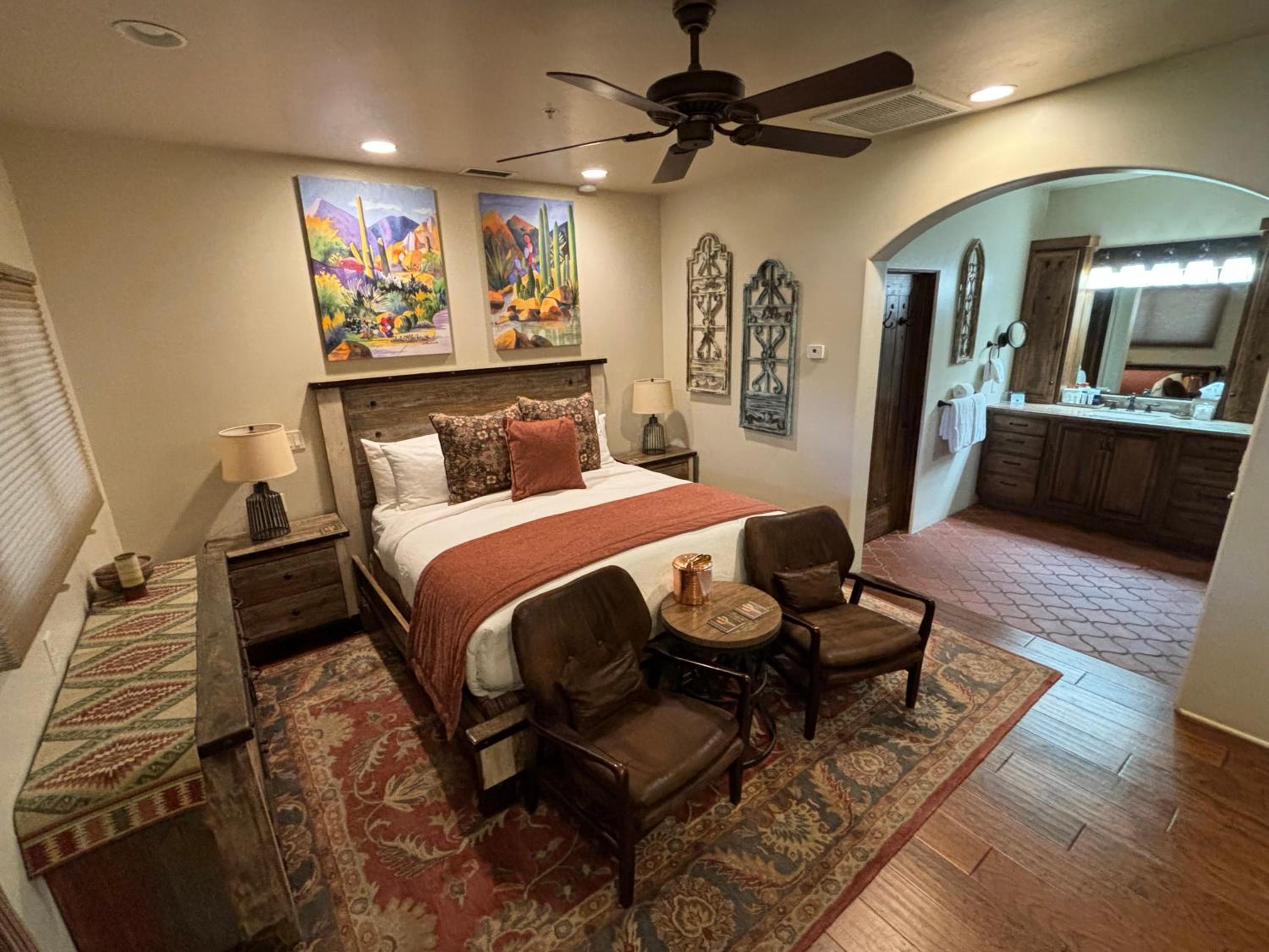 Deluxe King Room