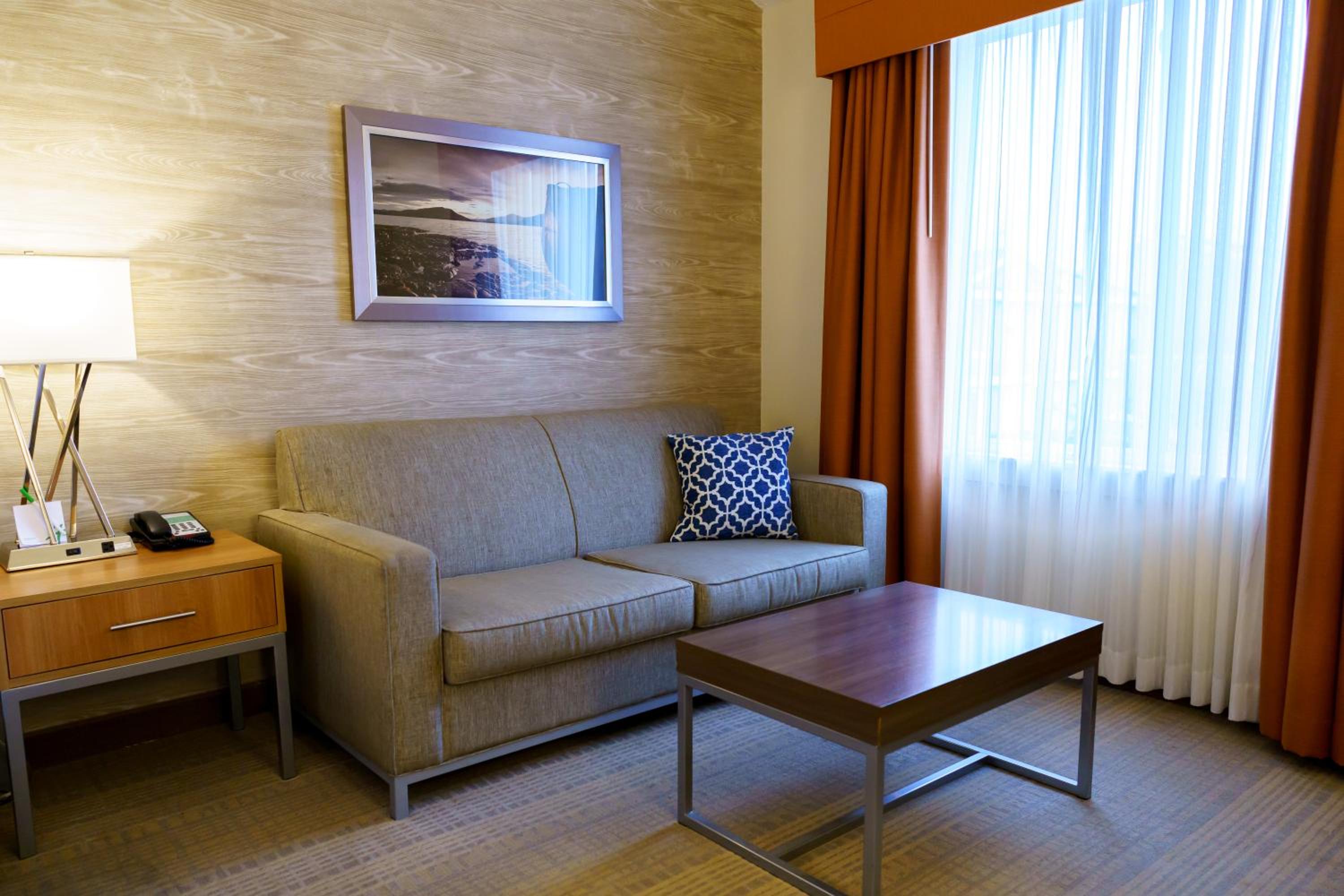 King Room with Roll-In Shower - Disability Access