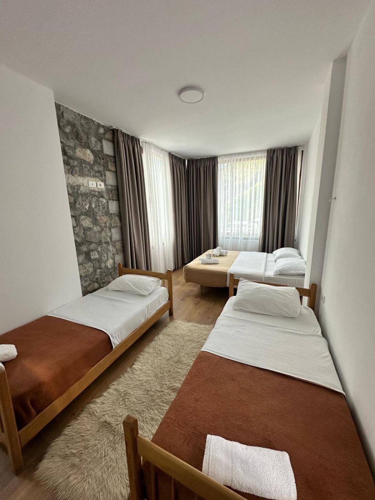 Triple Room with Mountain View