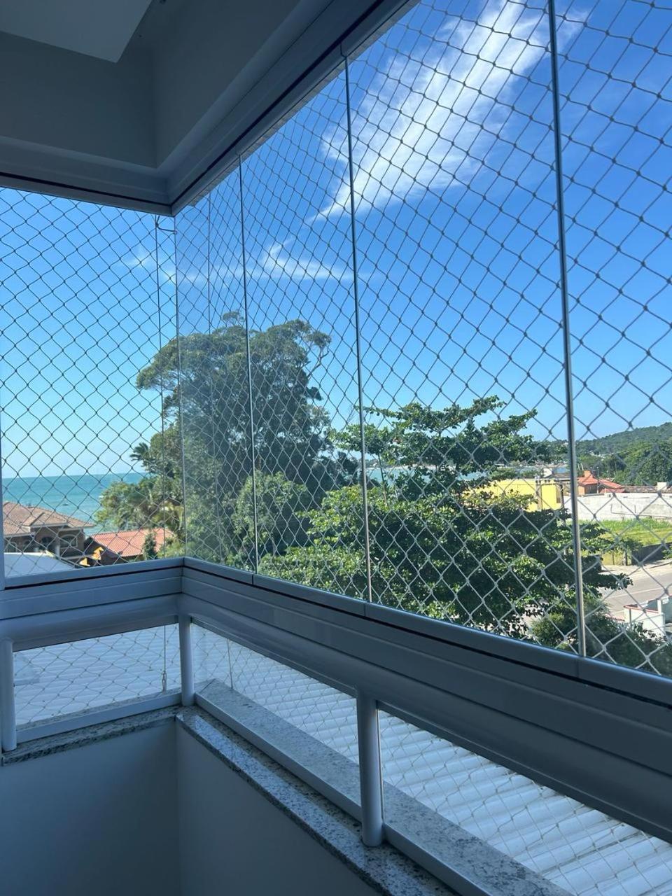 Apartment with Sea View photo 2