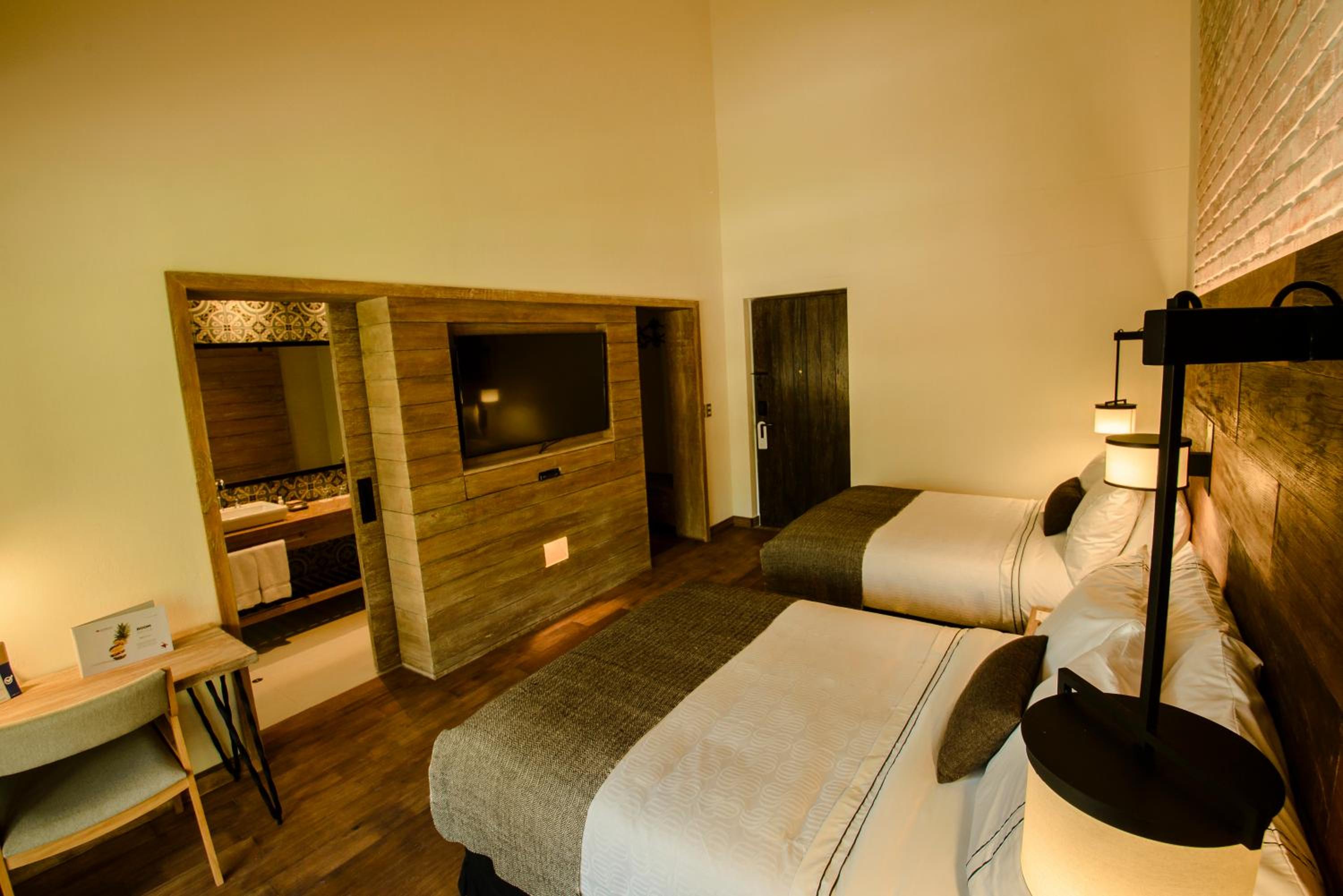 Superior Twin Room - Photo 8