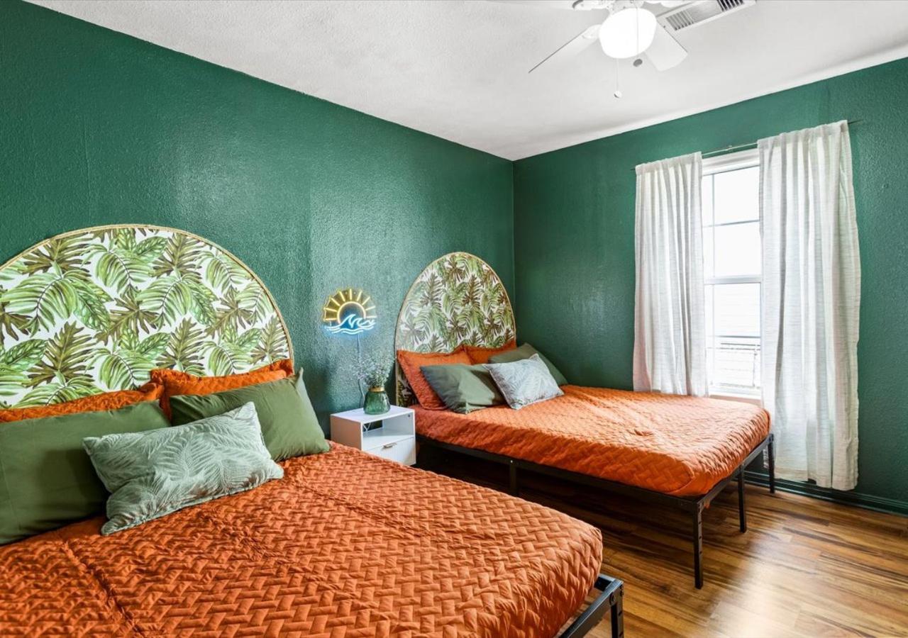 Four-Bedroom House photo 1