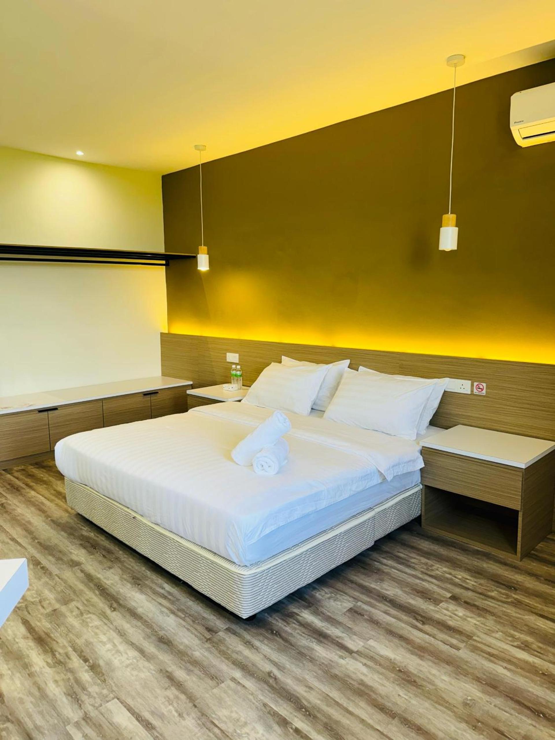 Superior King Room