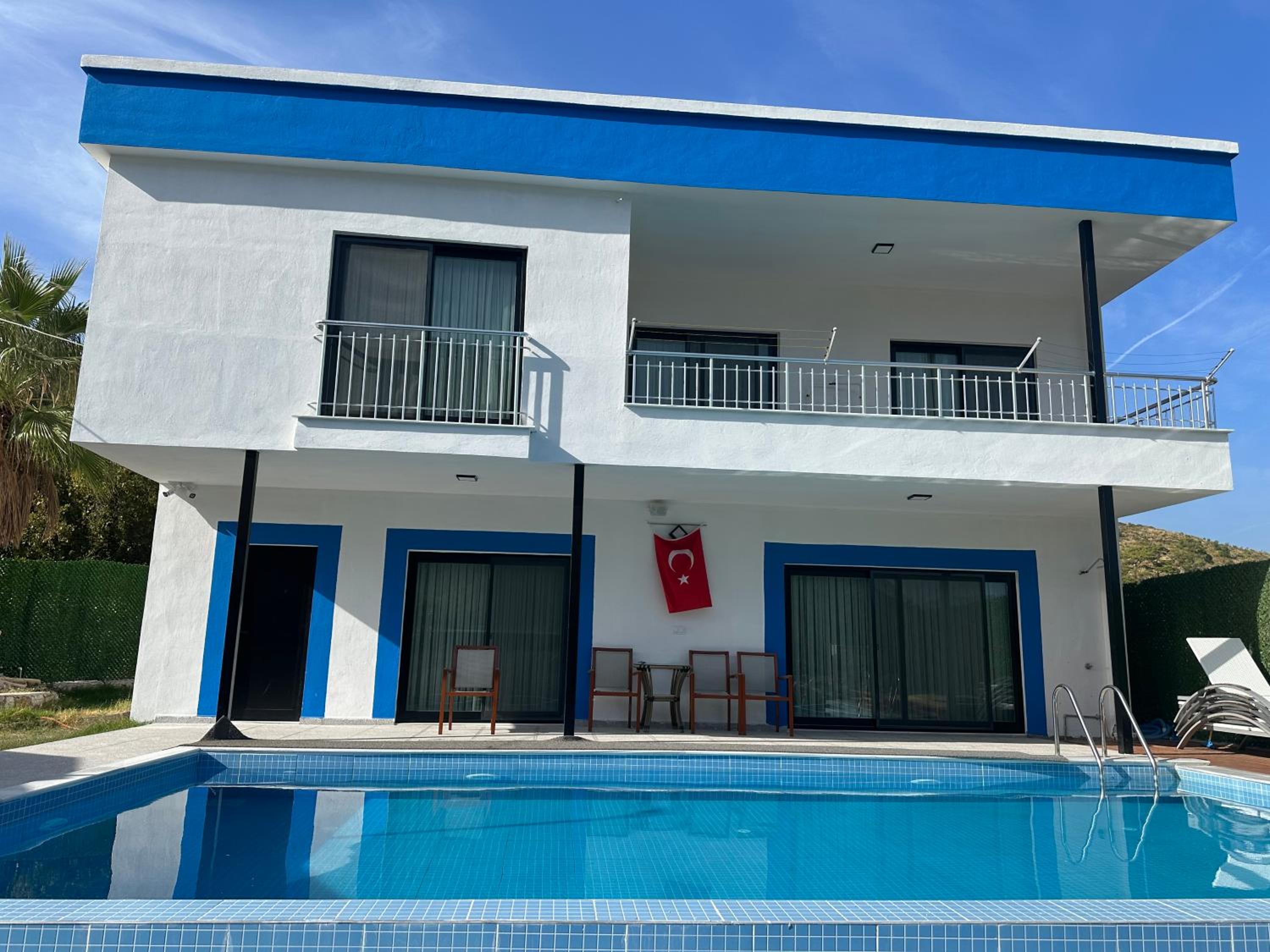 Two-Bedroom Villa photo 3