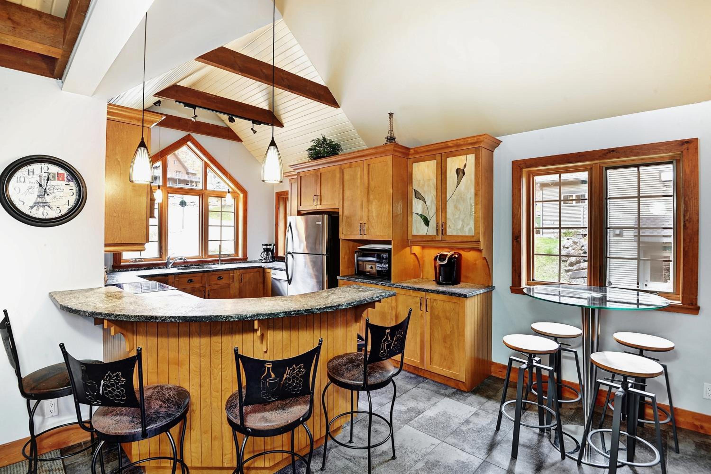 Four-Bedroom Chalet photo 3
