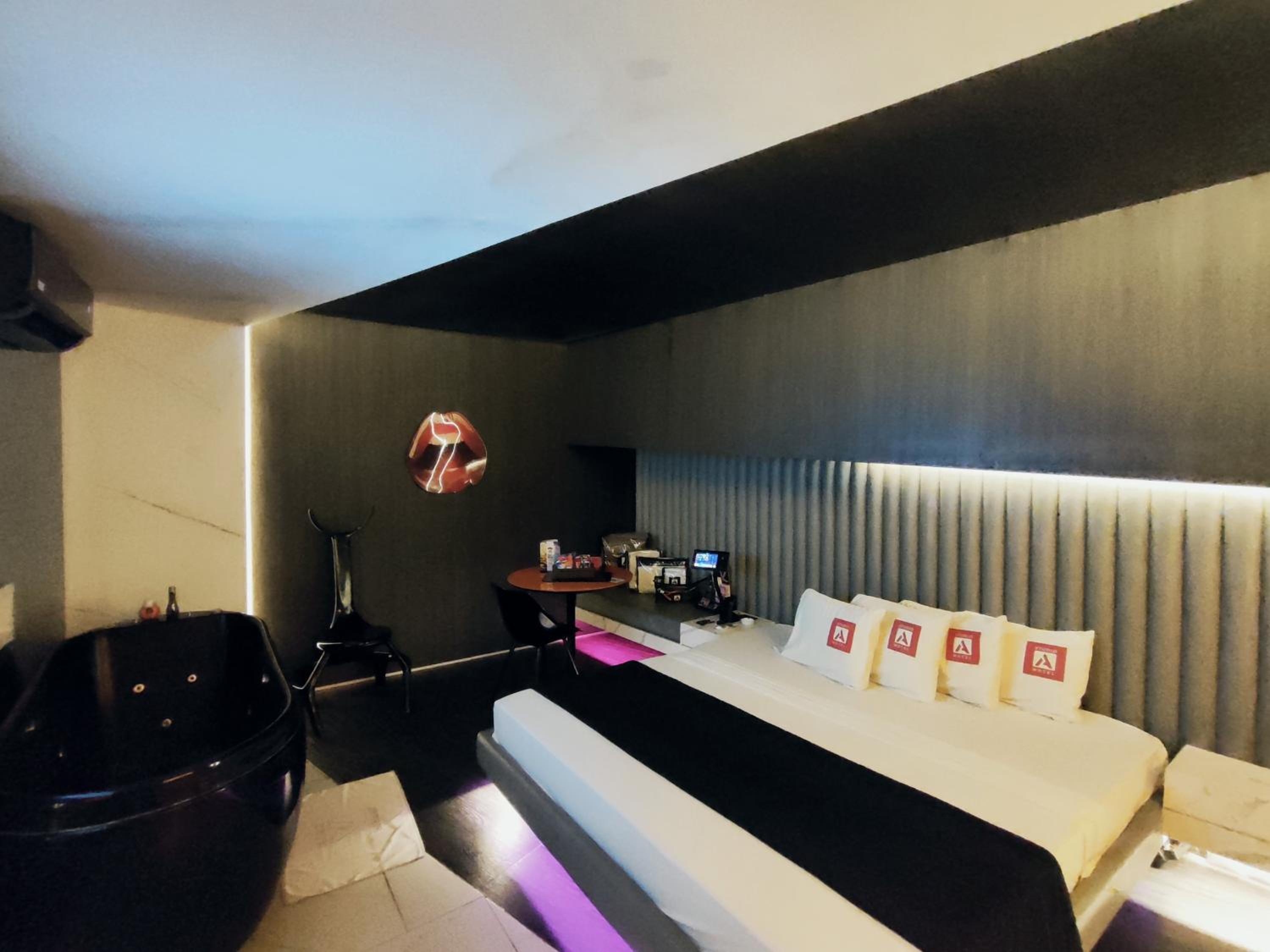 Deluxe Double Room With Bath