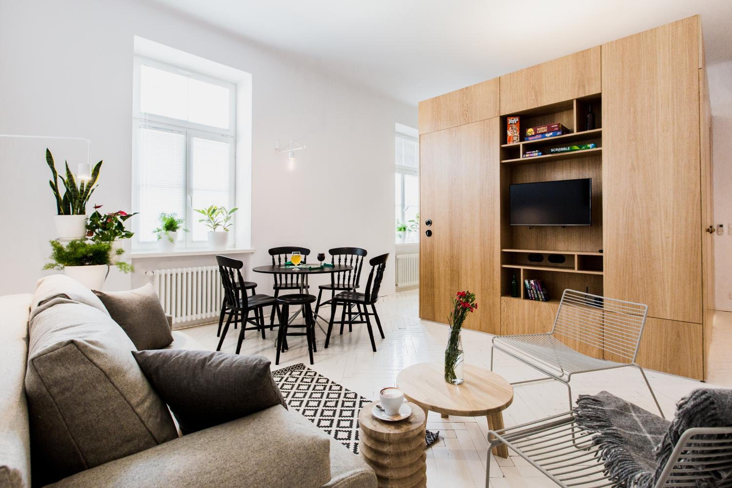 One-Bedroom Apartment - Photo 7
