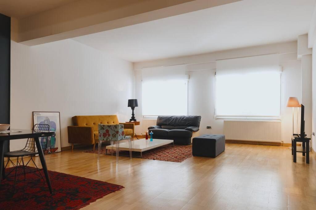 Two-Bedroom Deluxe Apartment With Garden View photo 1