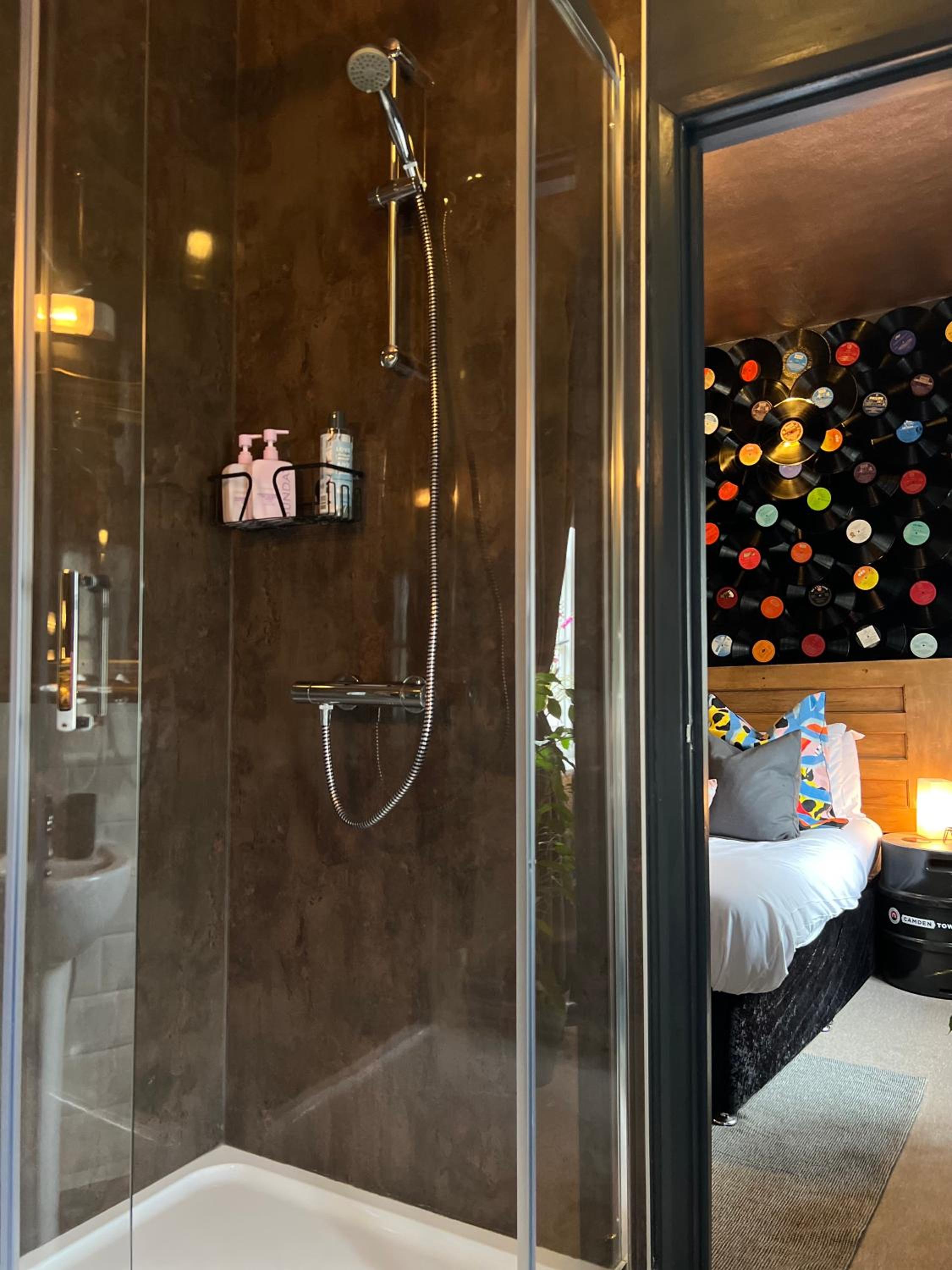 Double Room - Photo 2