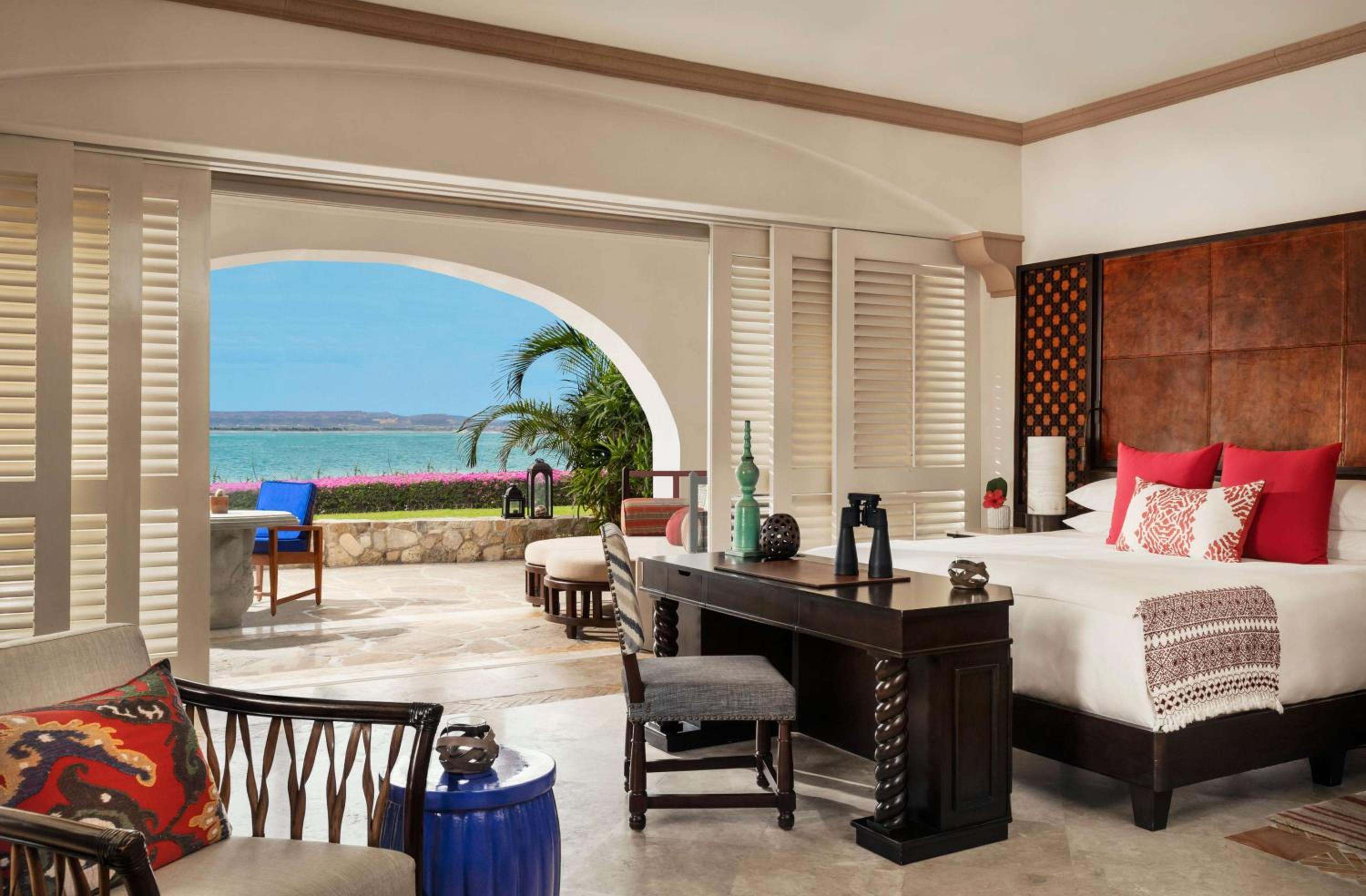 Junior Suite - Ocean Front