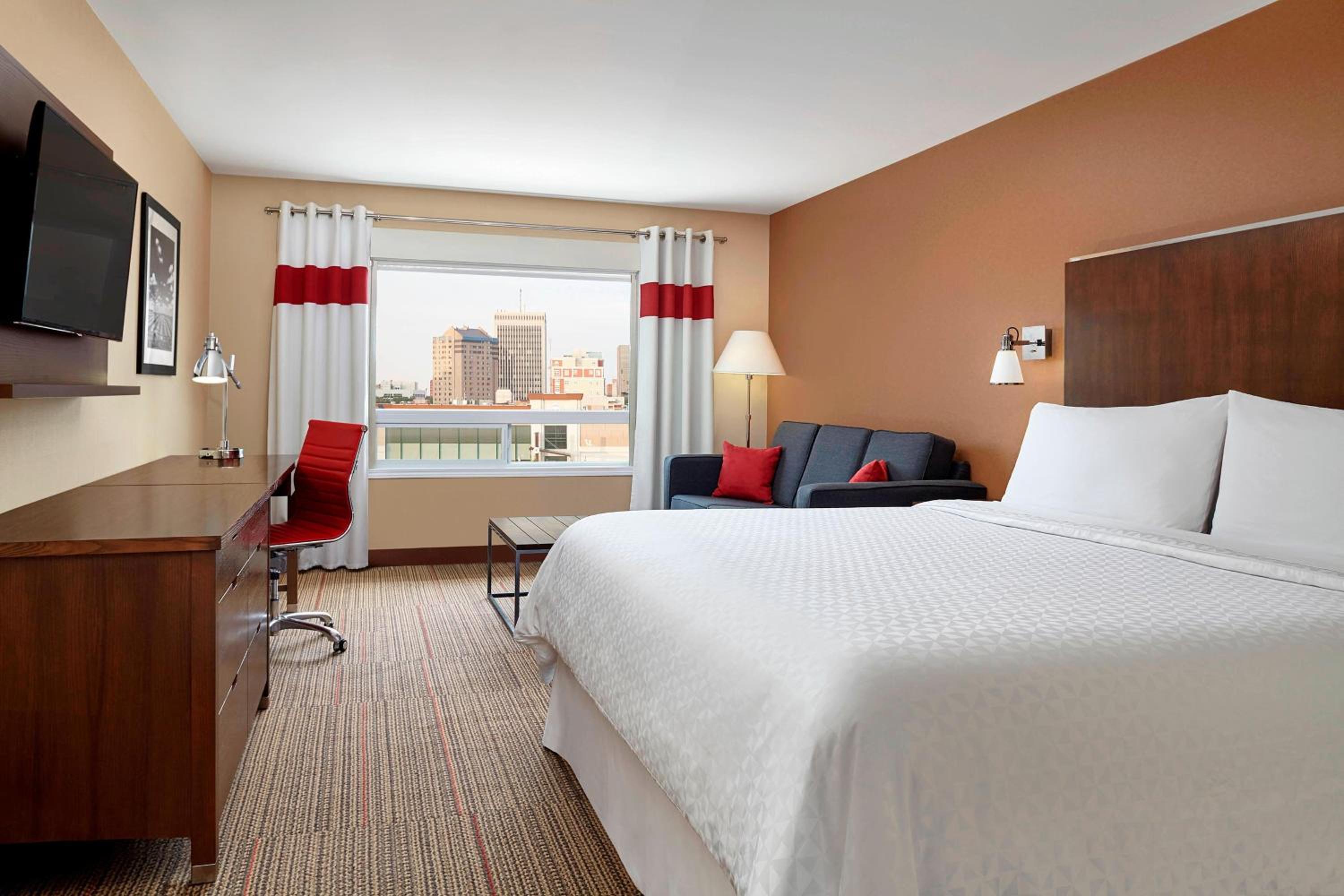 King Room with Sofa Bed photo 1
