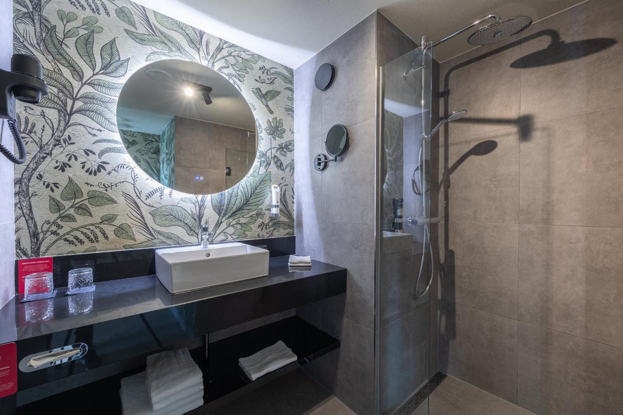 Wellness Suite (pets not allowed) thumbnail 6