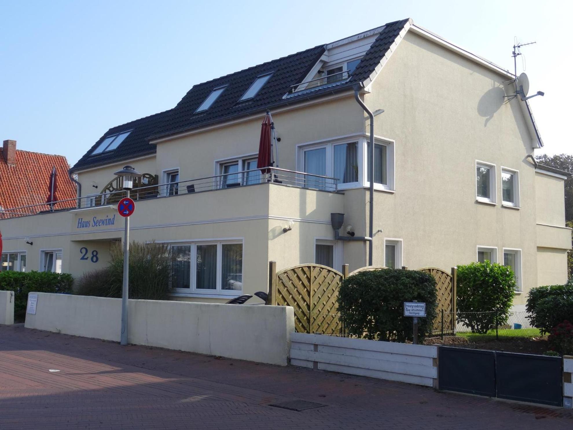 Apartment with Sea View photo 2