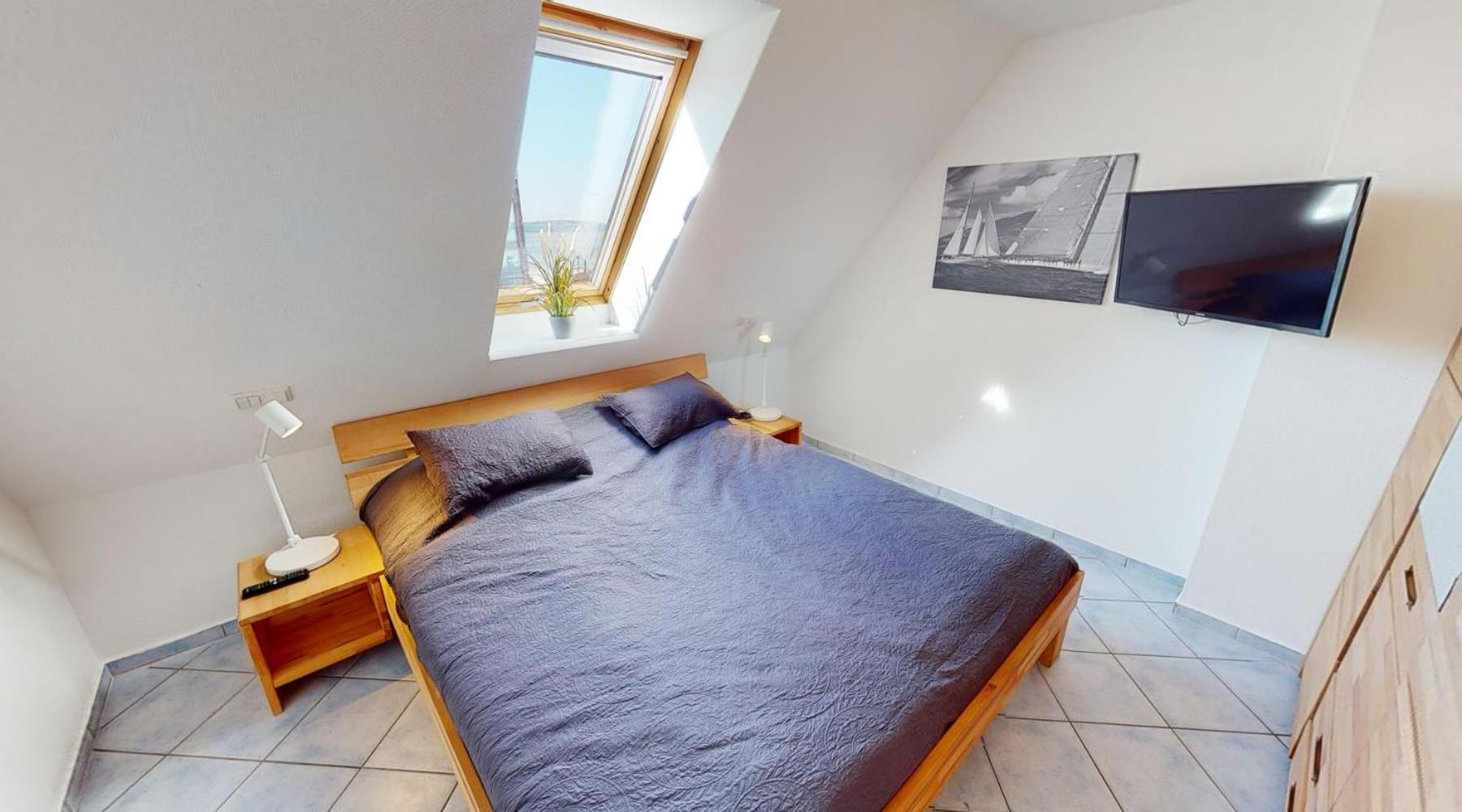 Apartment with Sea View photo 2