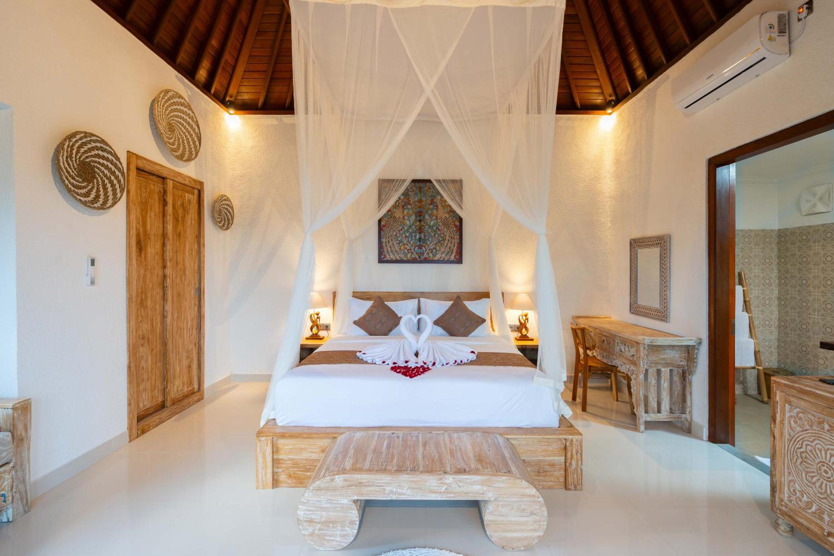 One Bedroom Villa with Private Pool - Photo 31