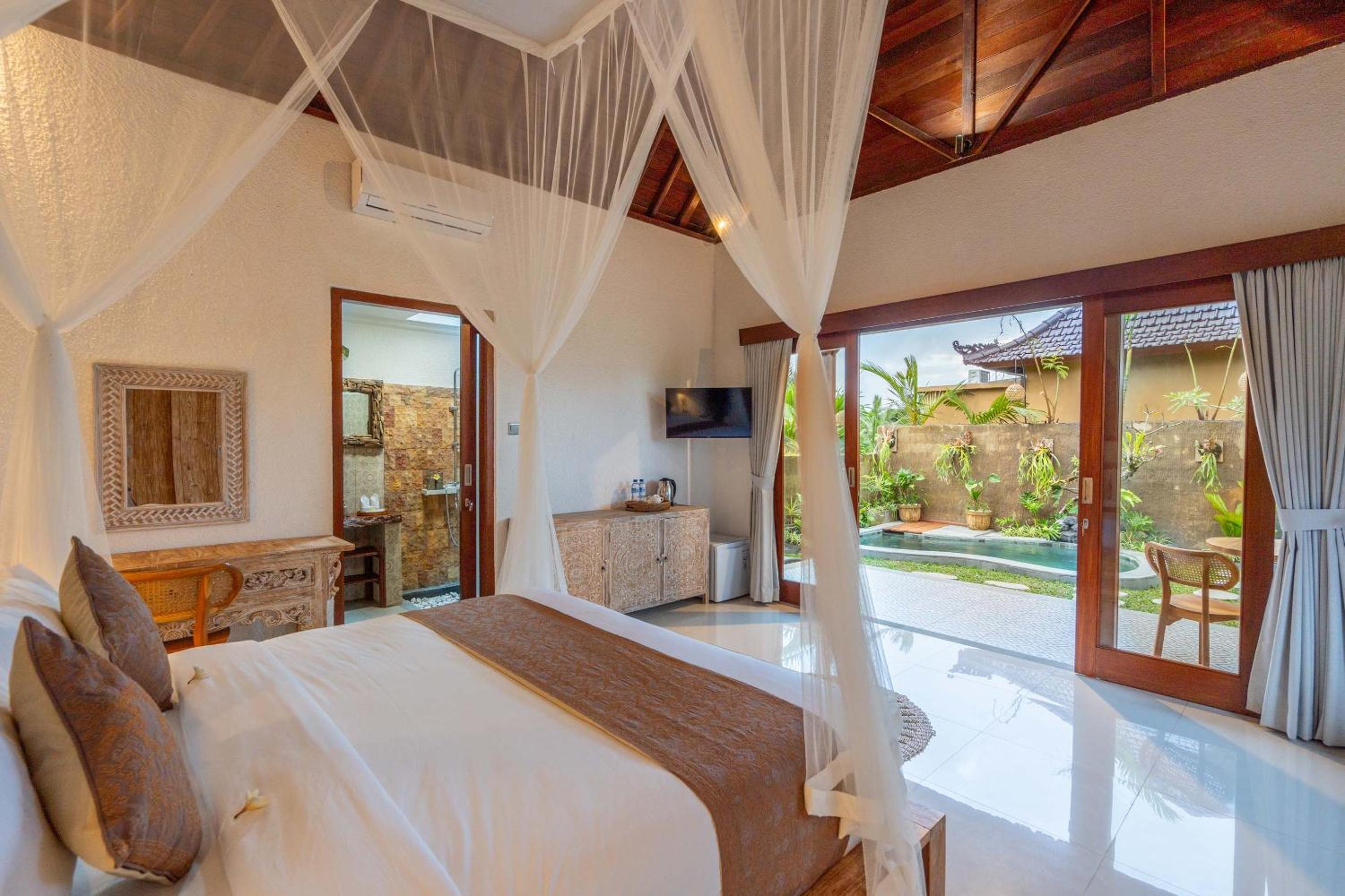 One Bedroom Villa with Private Pool - Photo 25