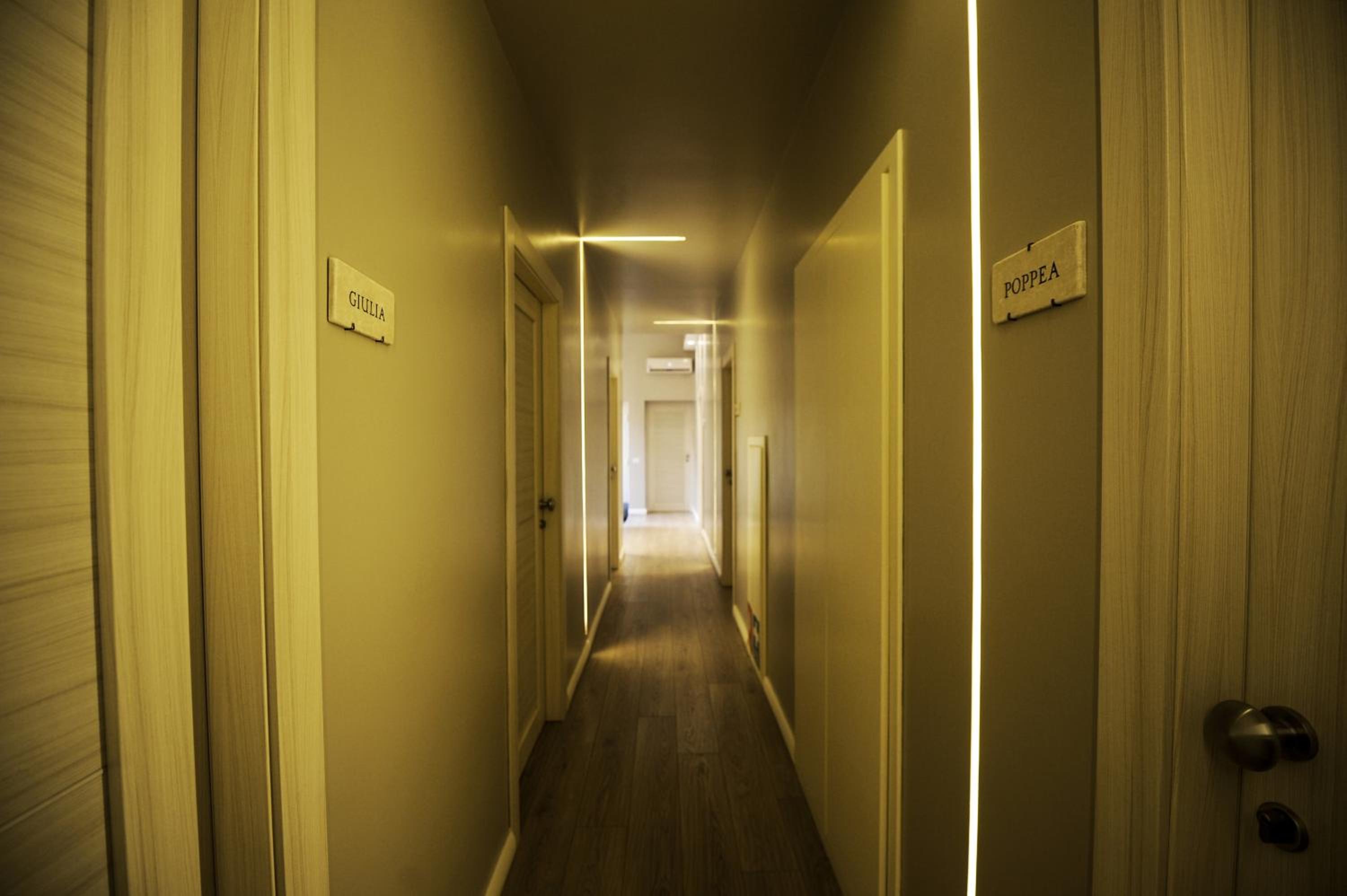 Junior Suite with Balcony photo 3