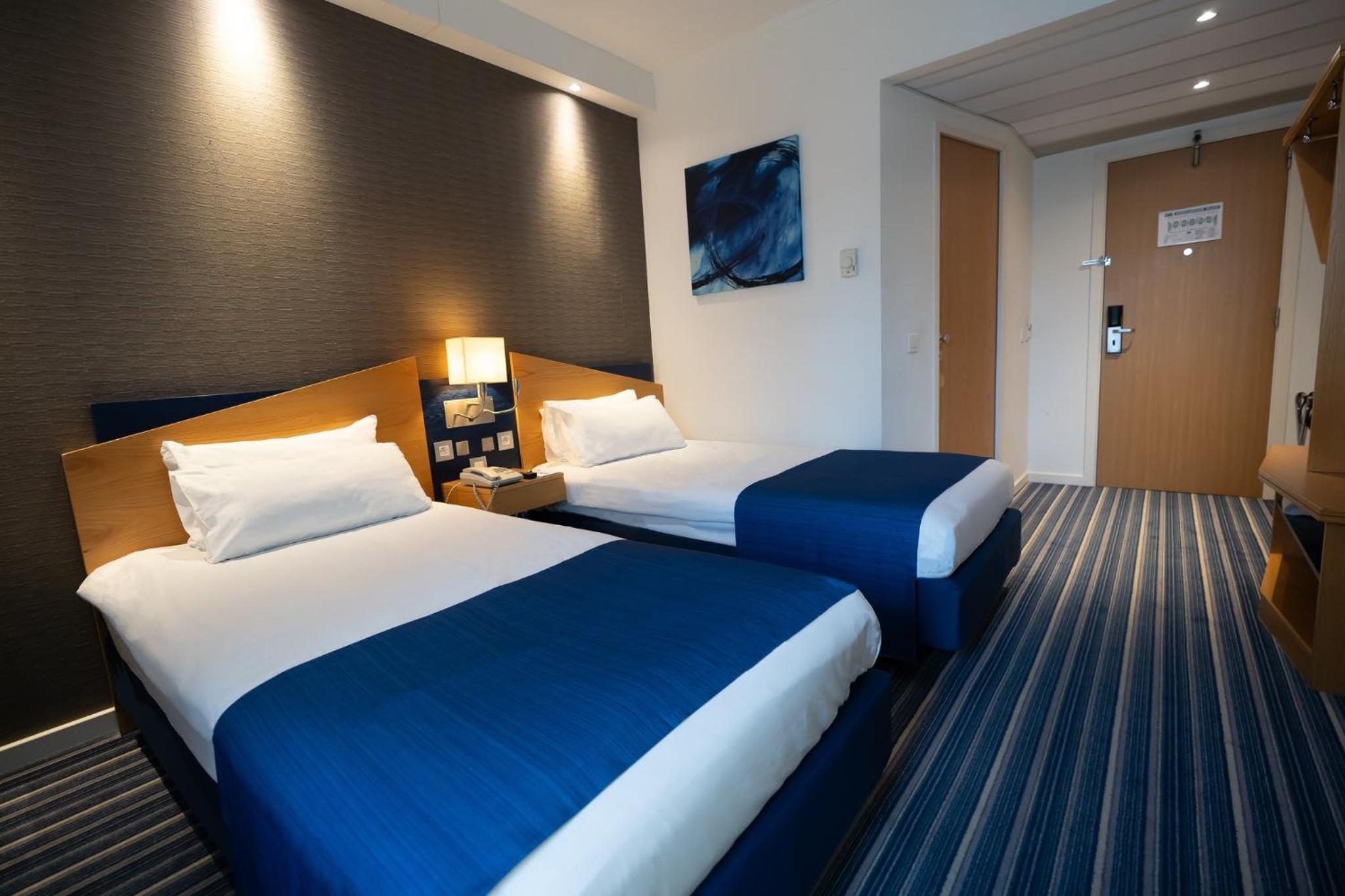 Standard Twin Room - Free Breakfast - Photo 3