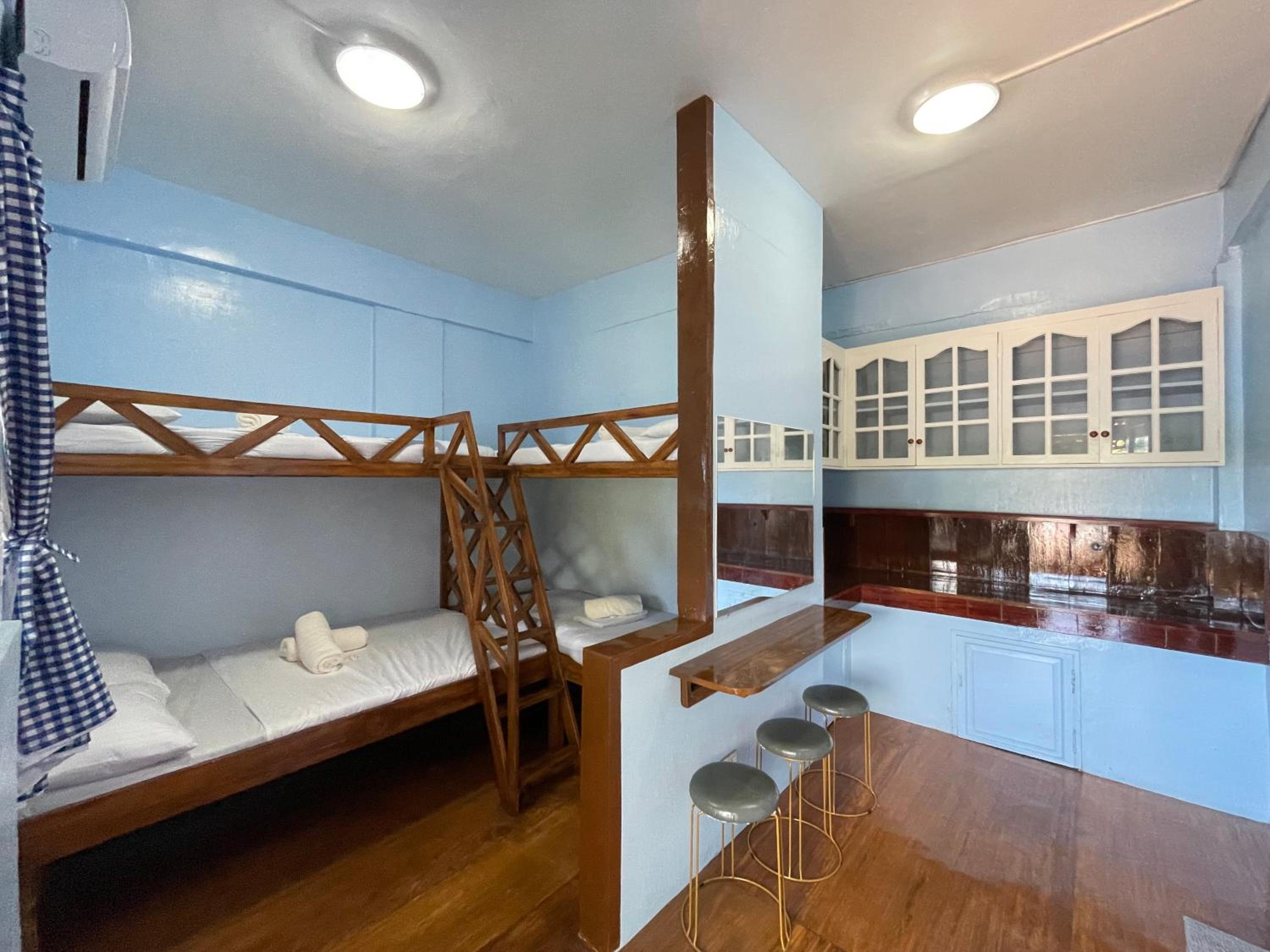 Family Room - Photo 27