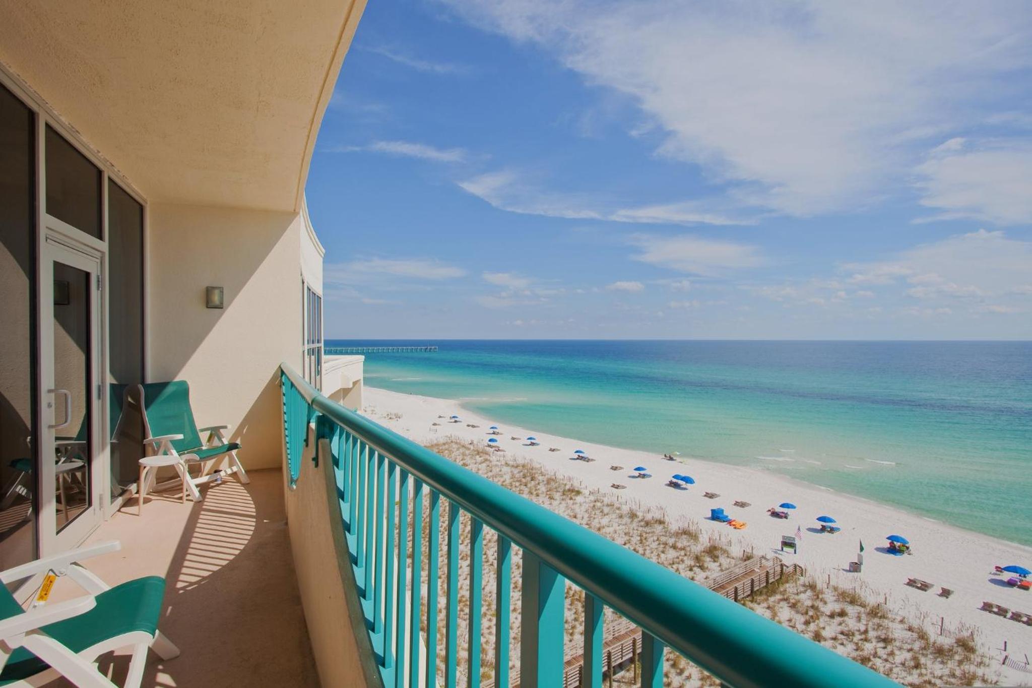 King Suite with Balcony - Photo 5