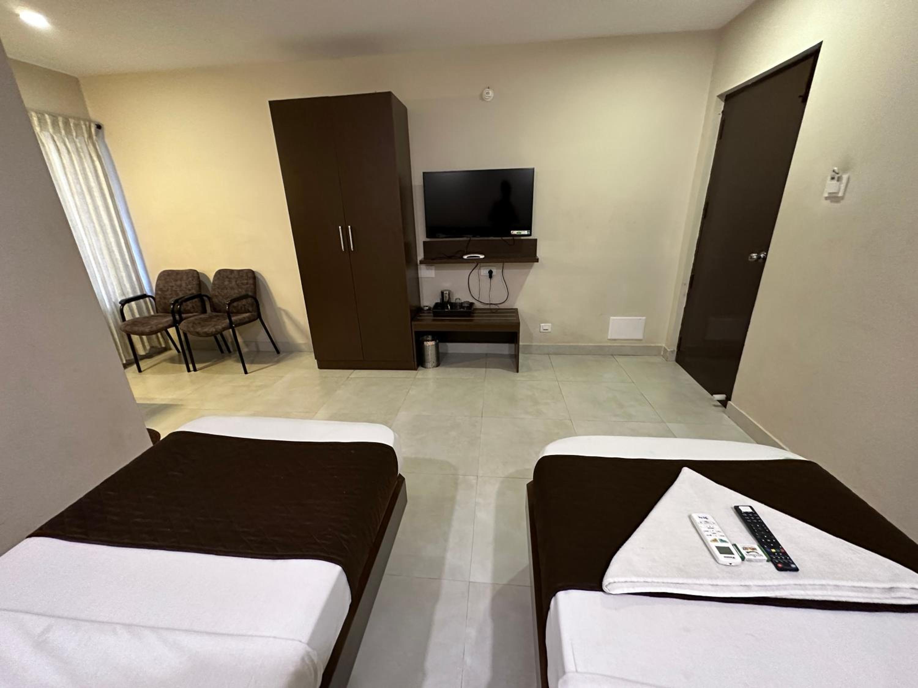 Deluxe Single Room