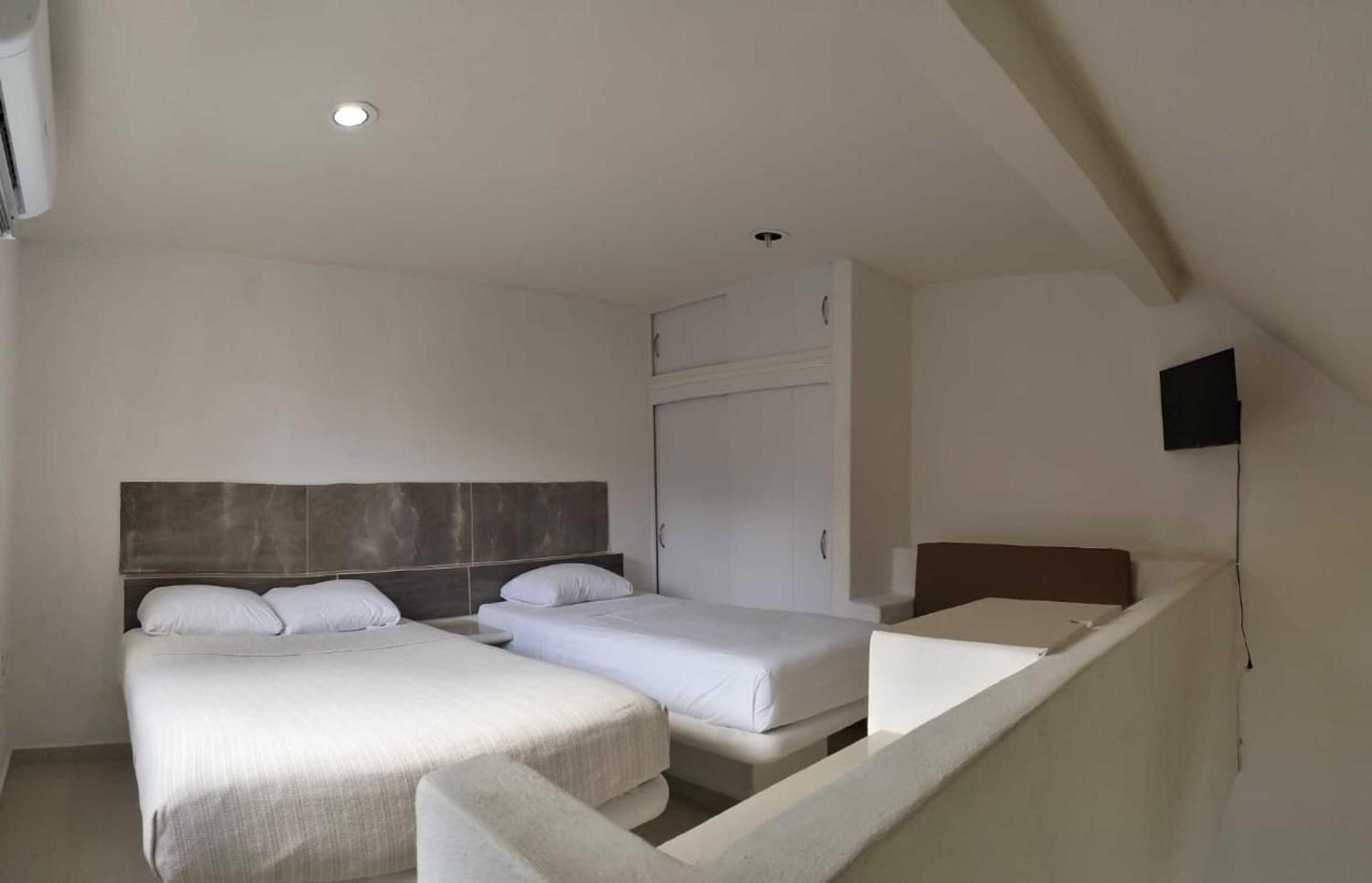 1 Bedroom Apartment - Photo 12