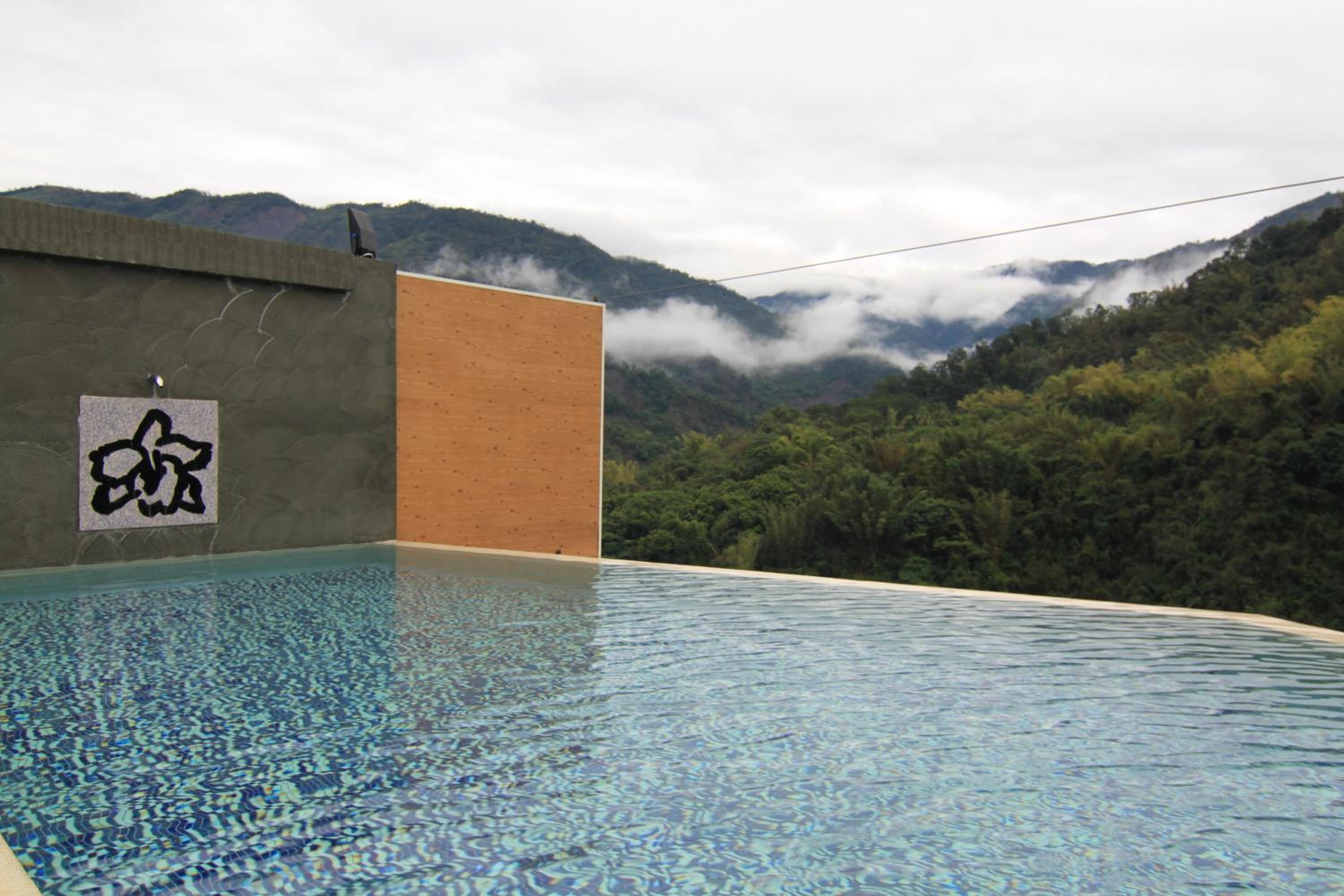 King Room with Mountain View photo 2