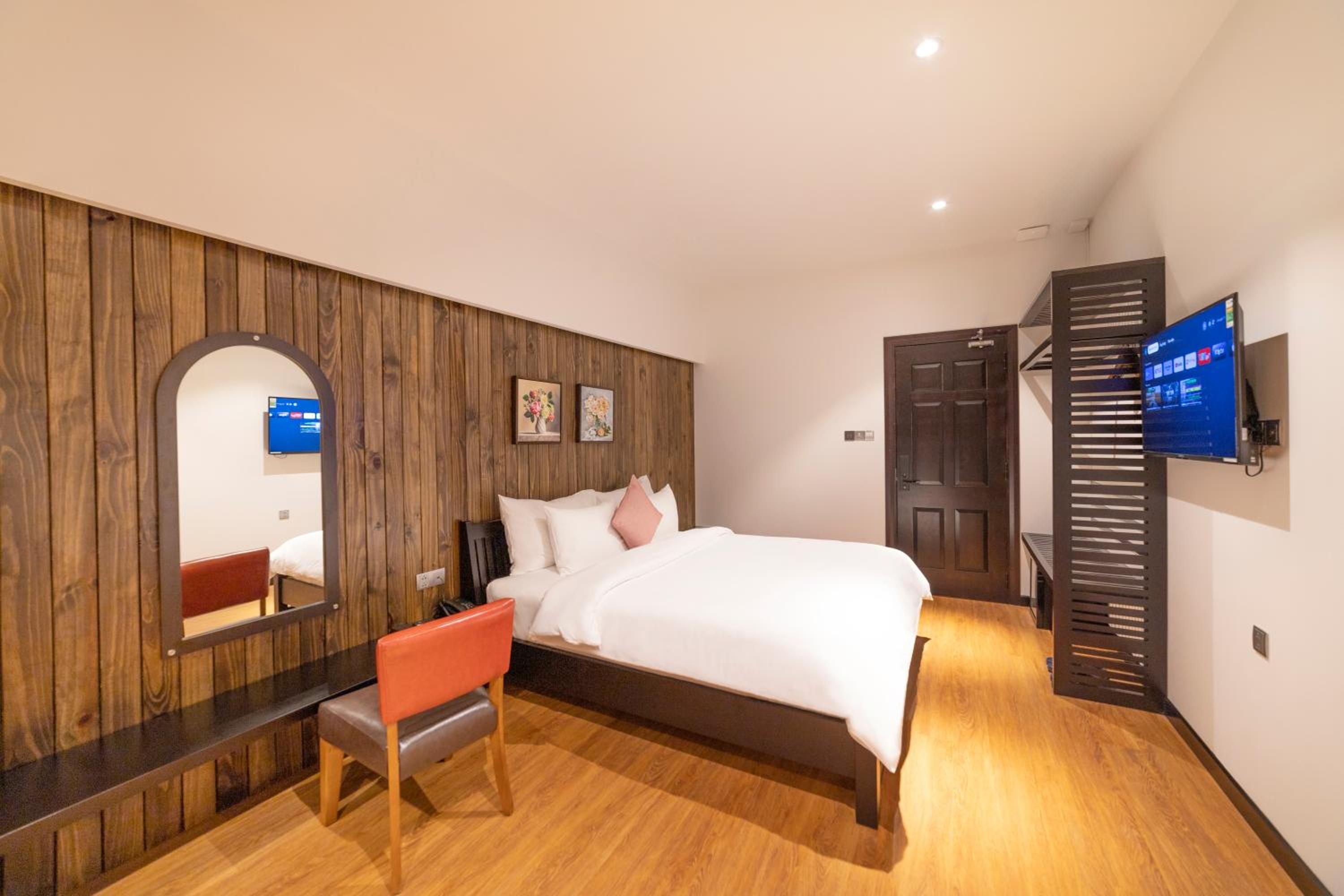 Deluxe Double Room - Photo 5