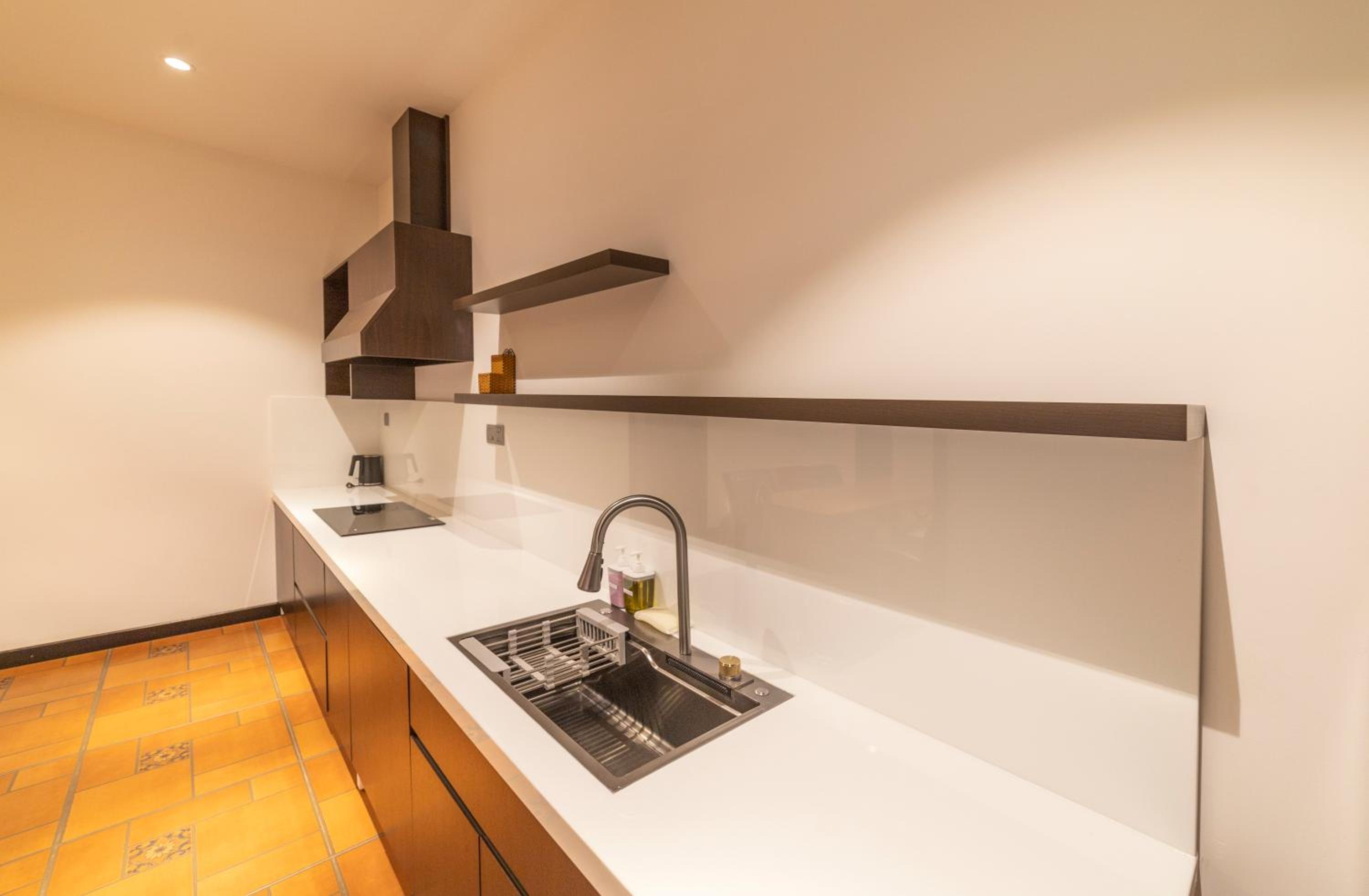 Two-Bedroom Apartment - Photo 6