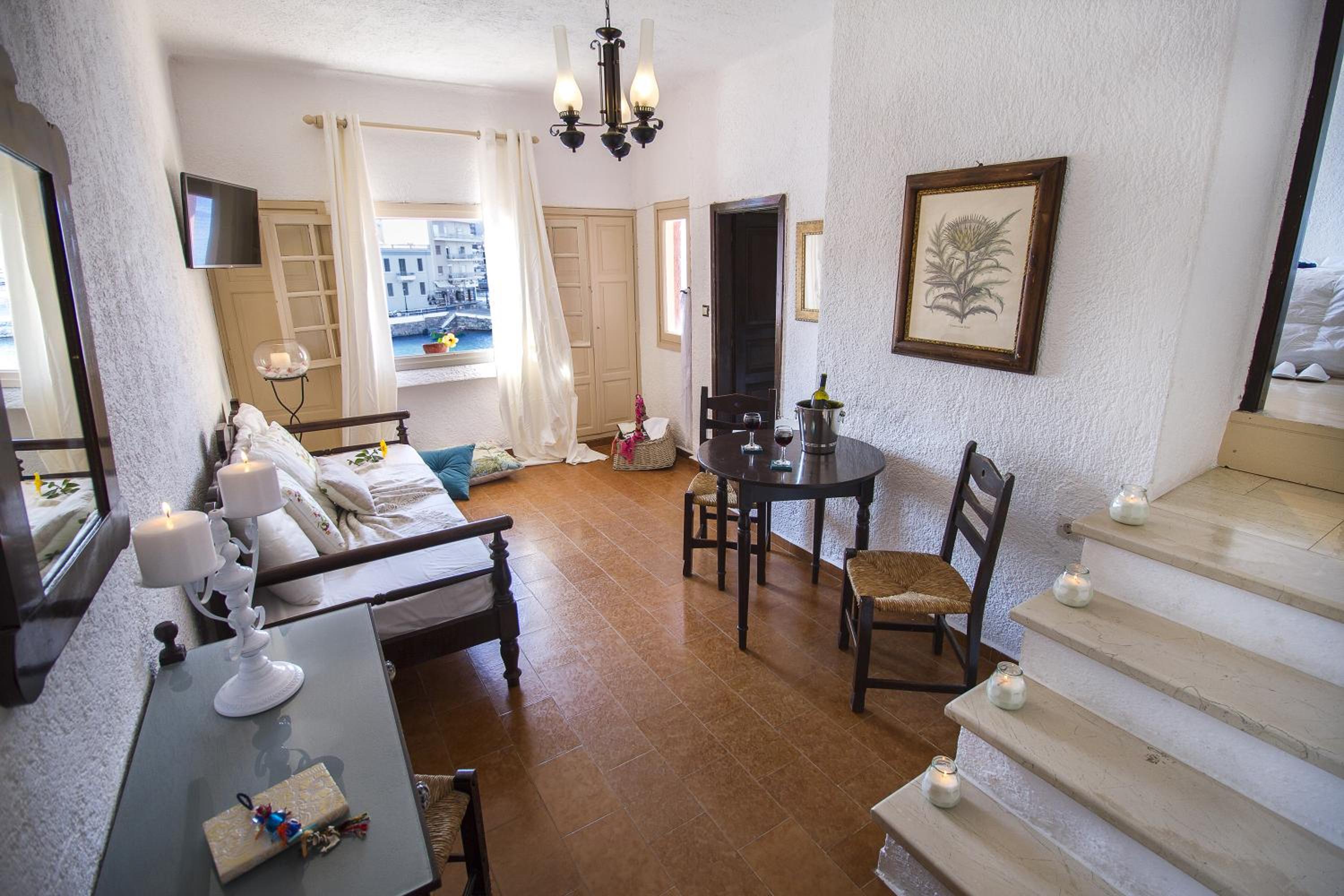 Maltese Suite with Sea View photo 2